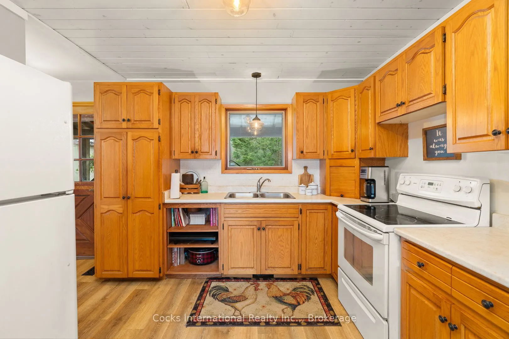 621 Chapman Strong Road