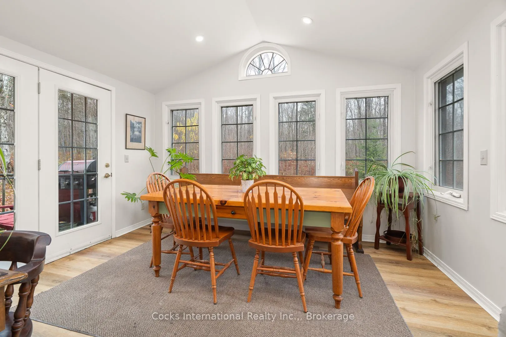 621 Chapman Strong Road