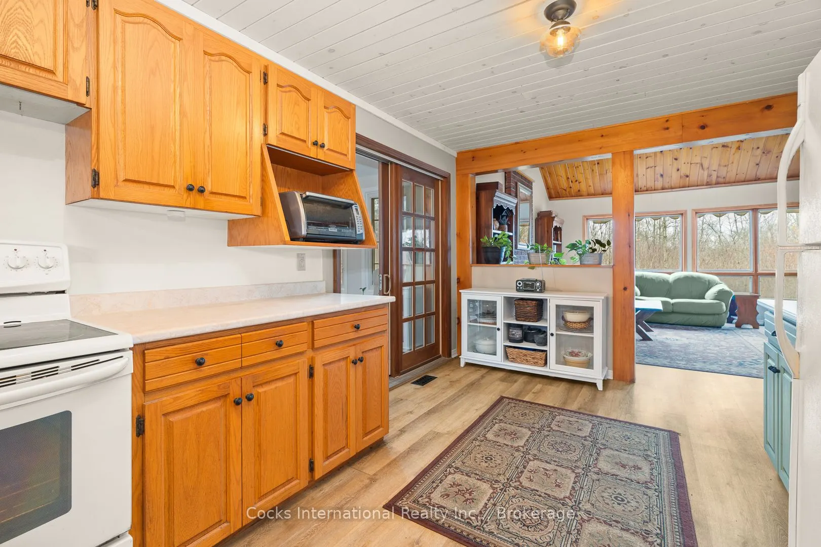 621 Chapman Strong Road