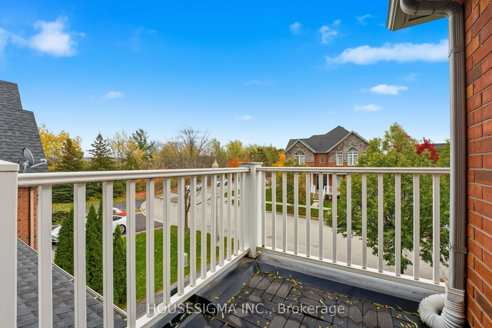 92 Glenmeadow Crescent