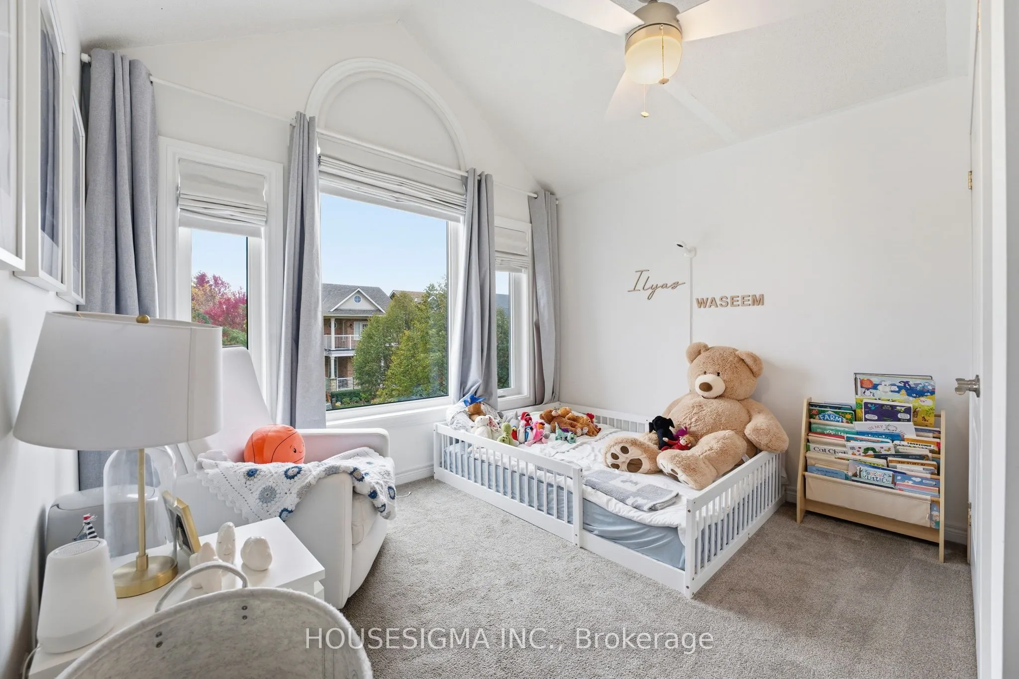 92 Glenmeadow Crescent