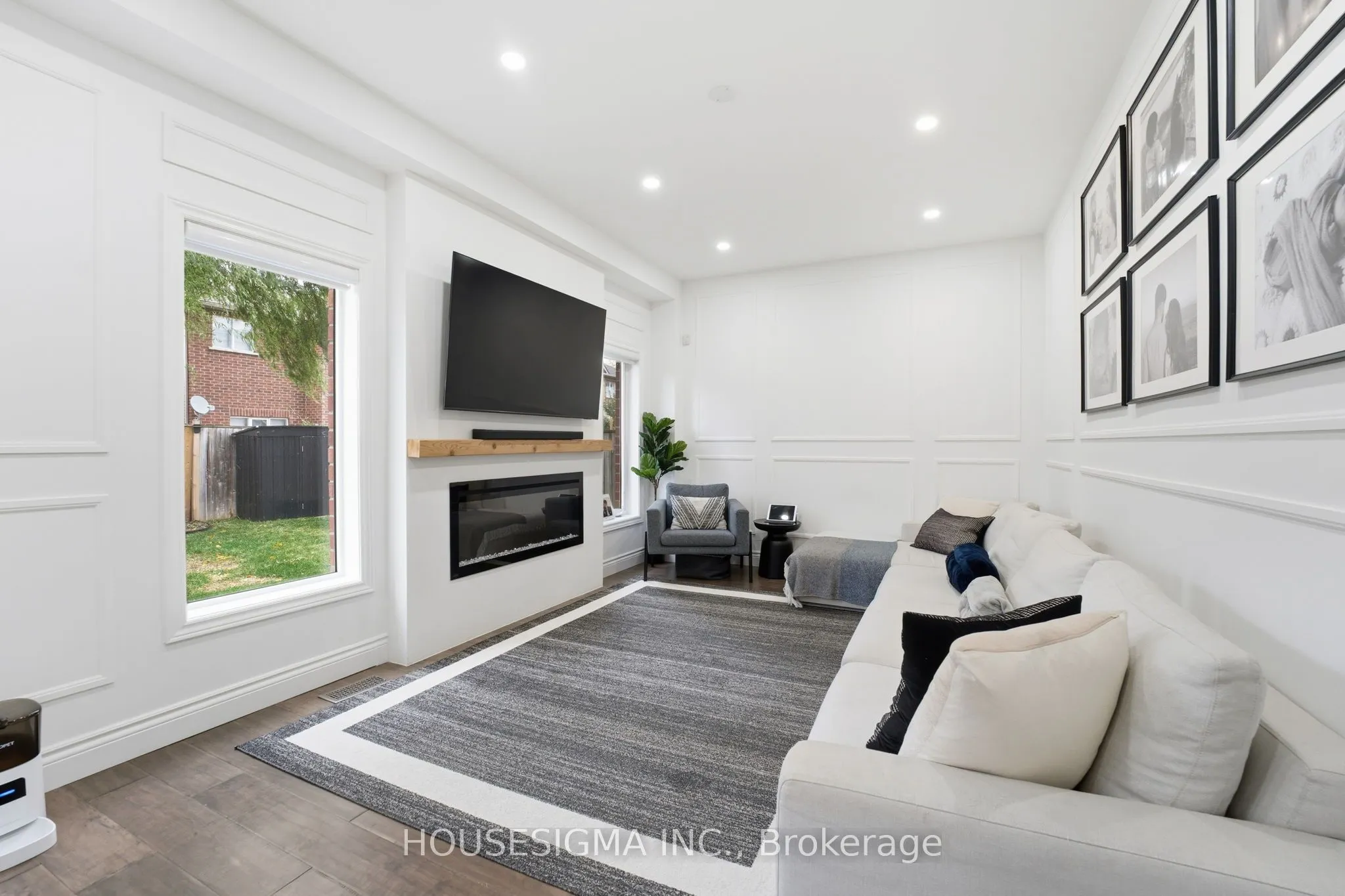 92 Glenmeadow Crescent