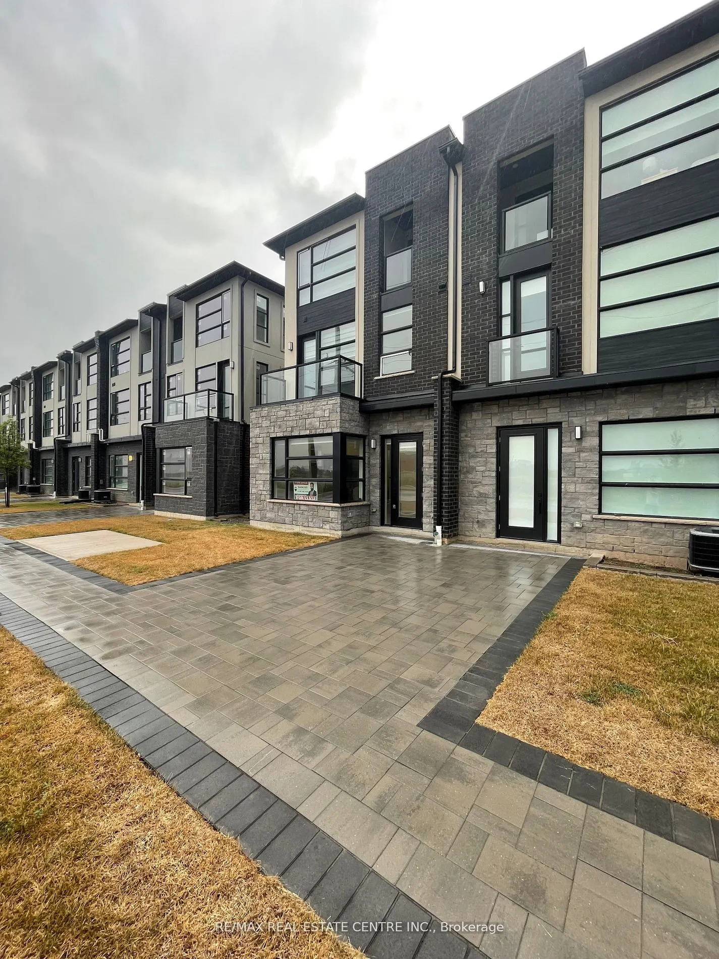 63 Warren Trail, #LOWER