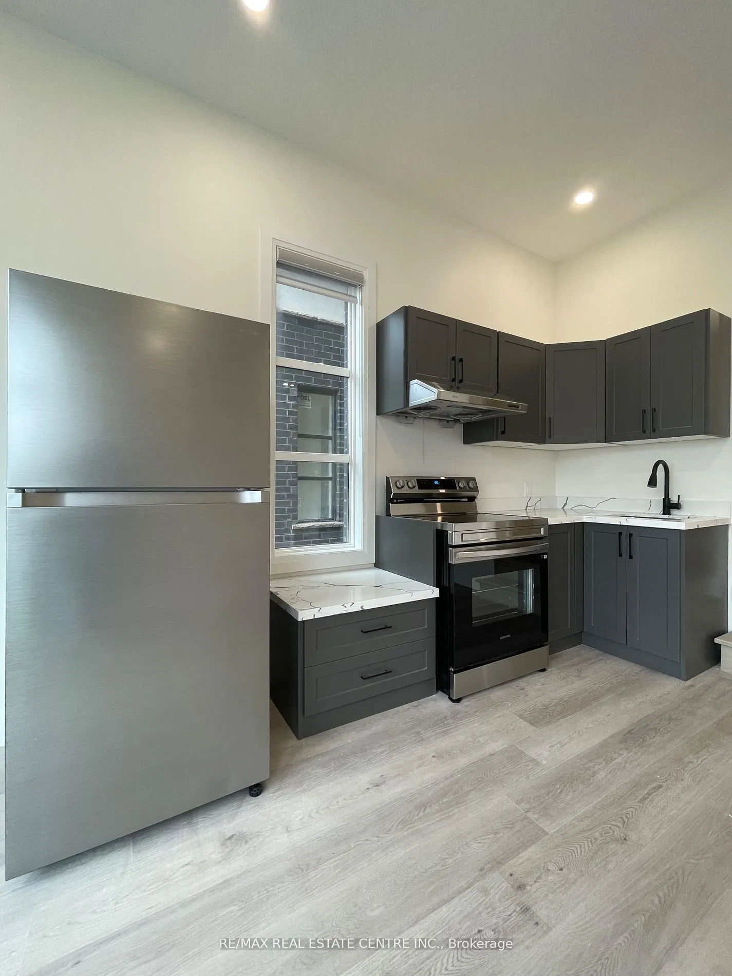 63 Warren Trail, #LOWER