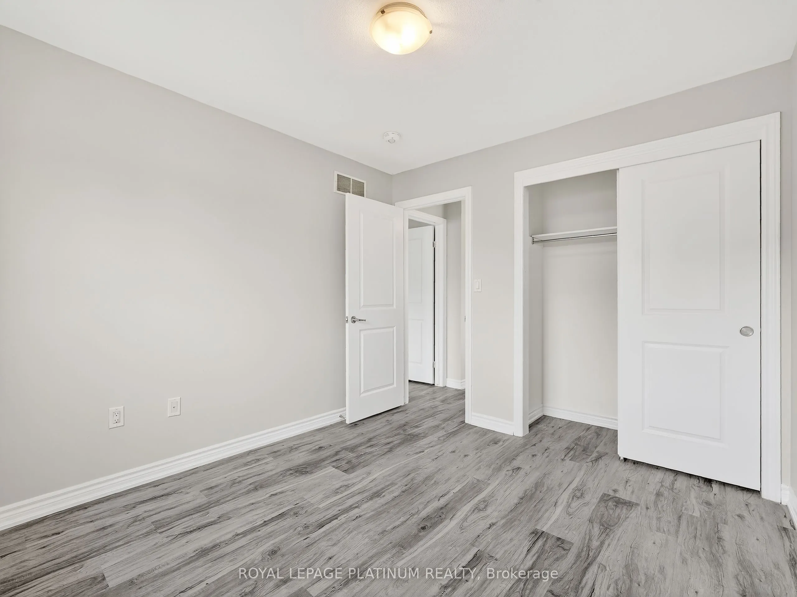 7945 Oldfield Road, #14