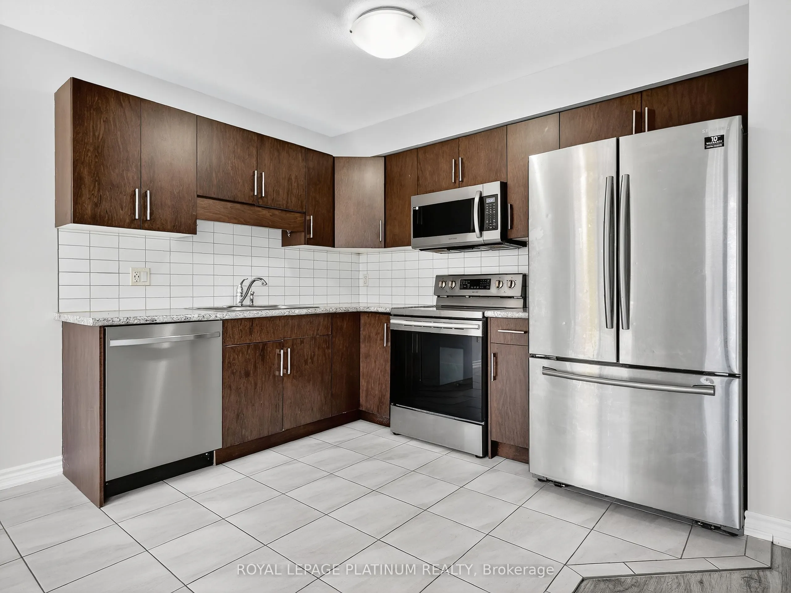 7945 Oldfield Road, #14