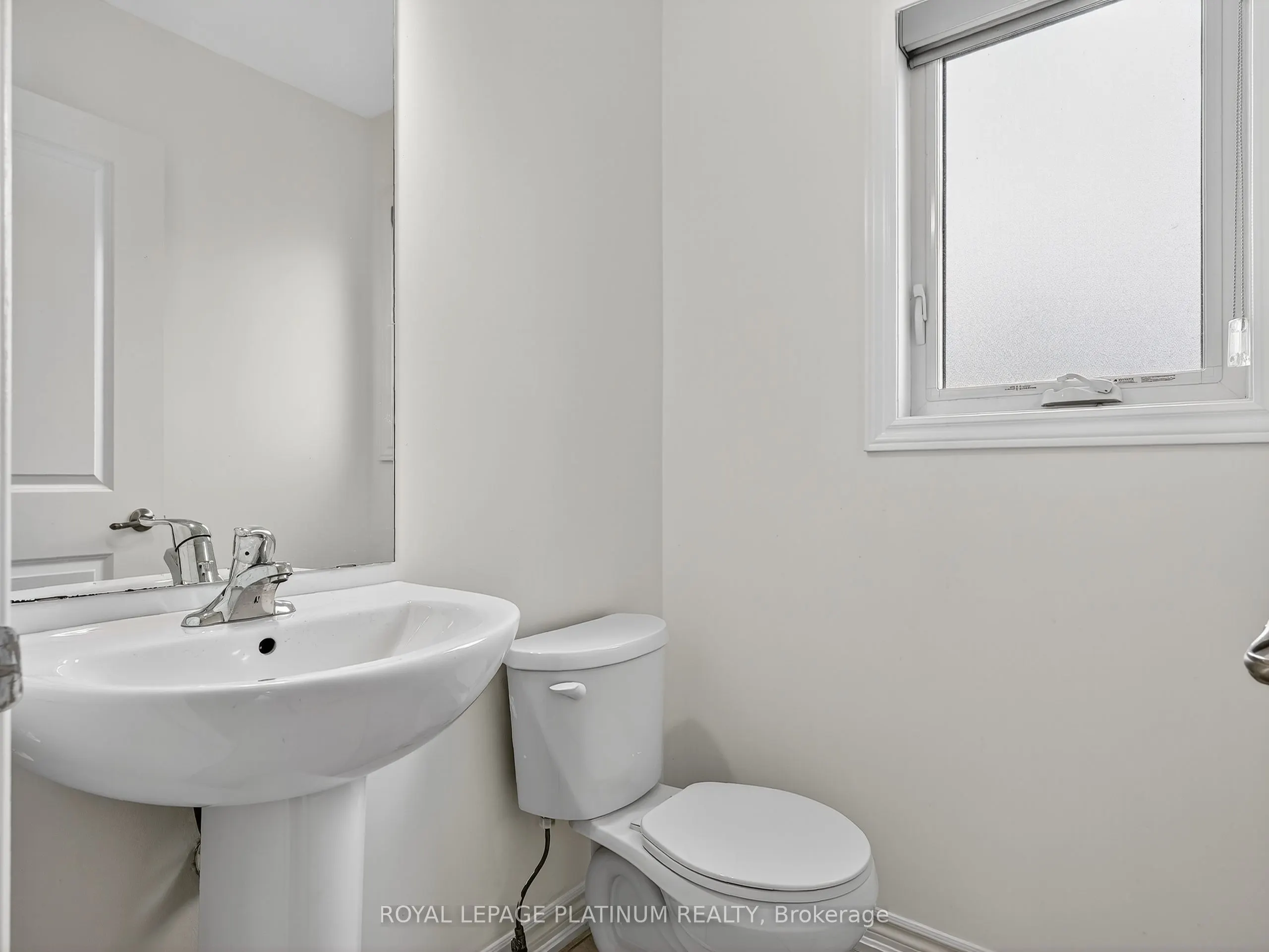 7945 Oldfield Road, #14