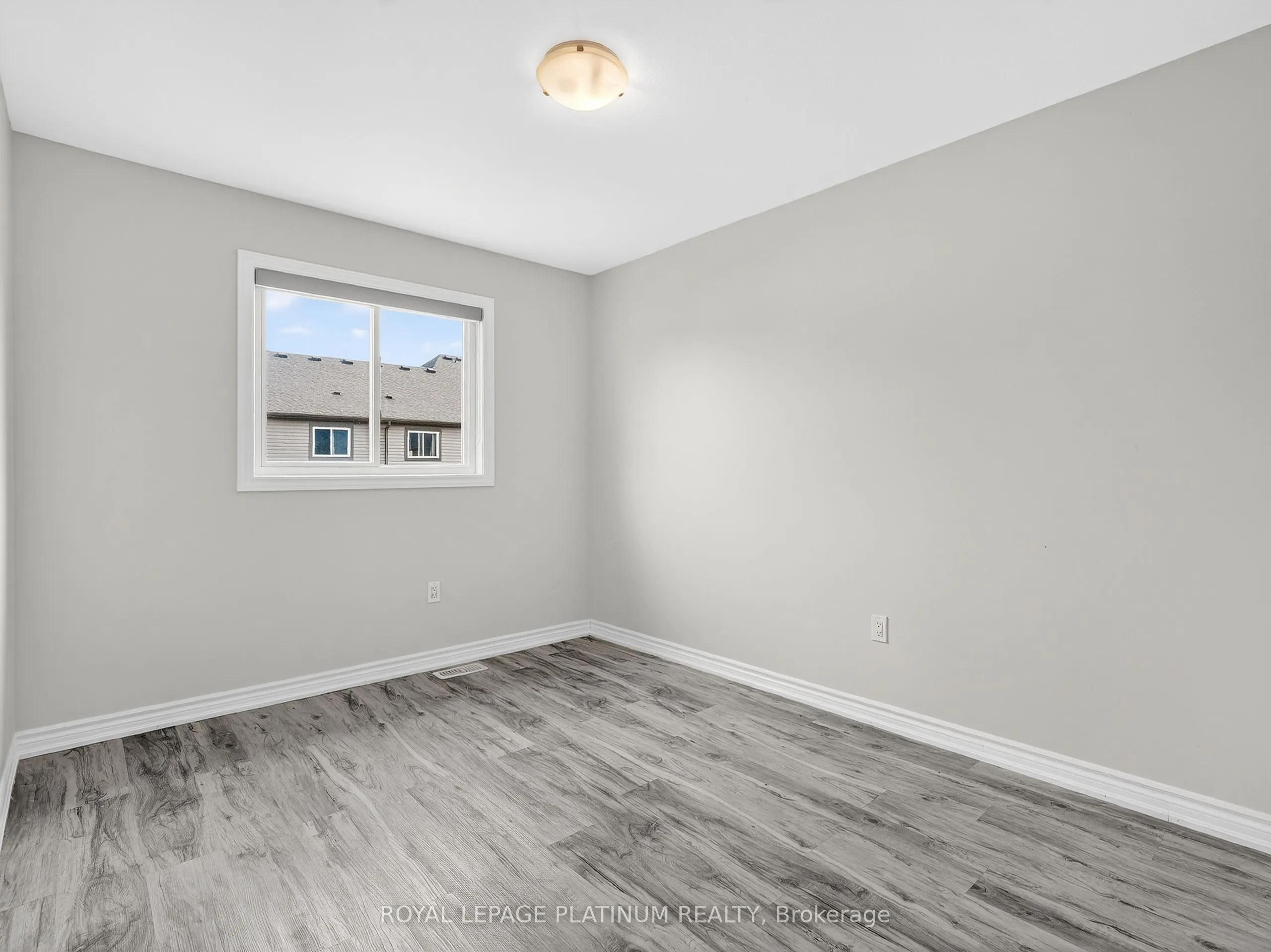 7945 Oldfield Road, #14