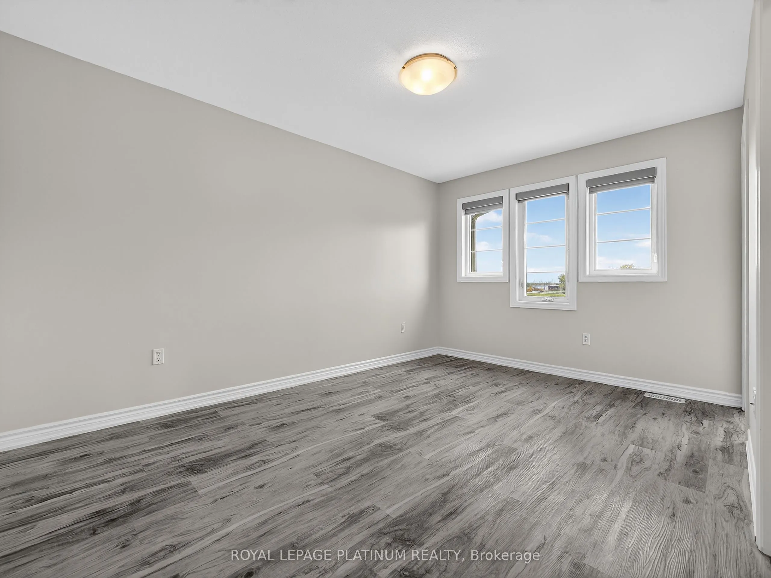 7945 Oldfield Road, #14