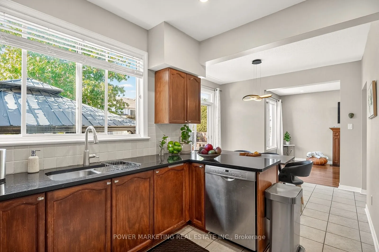 22 New Deighton Crescent W, #22