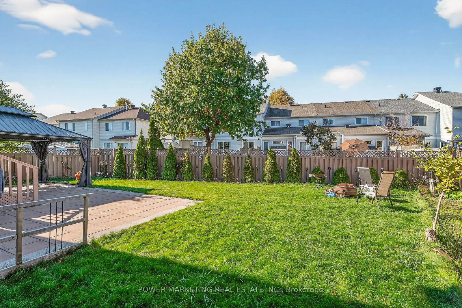 22 New Deighton Crescent W, #22