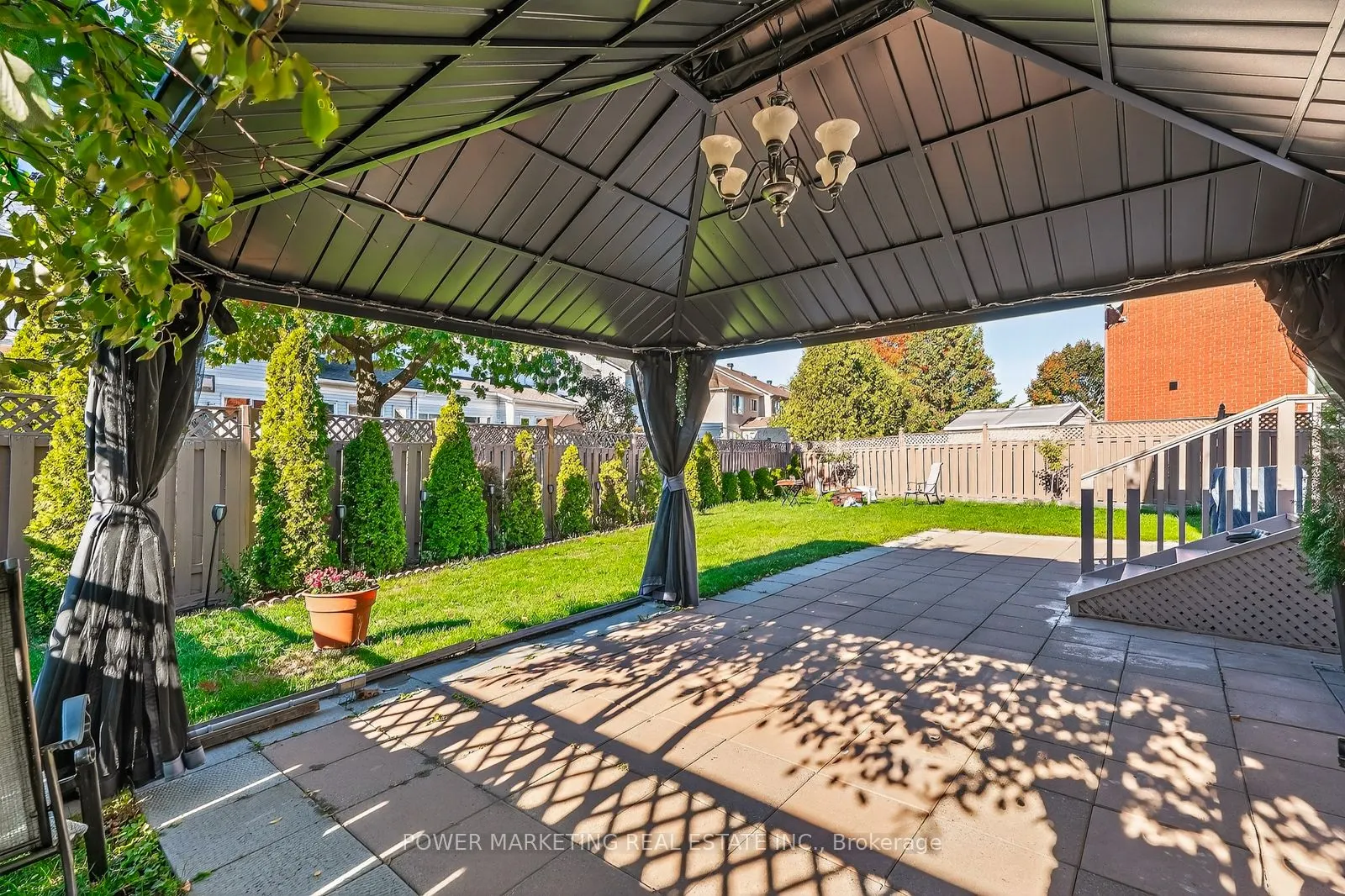 22 New Deighton Crescent W, #22