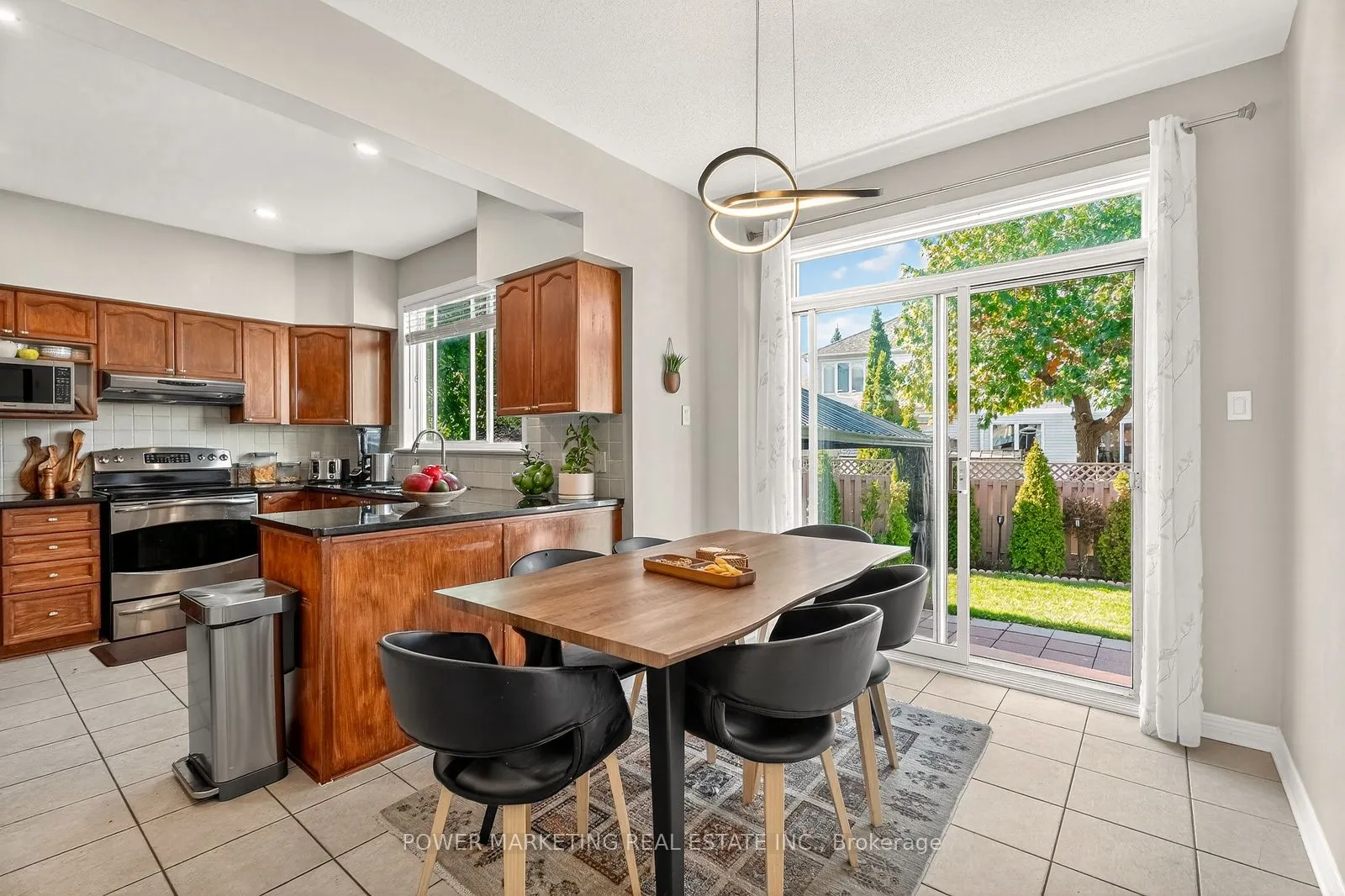 22 New Deighton Crescent W, #22