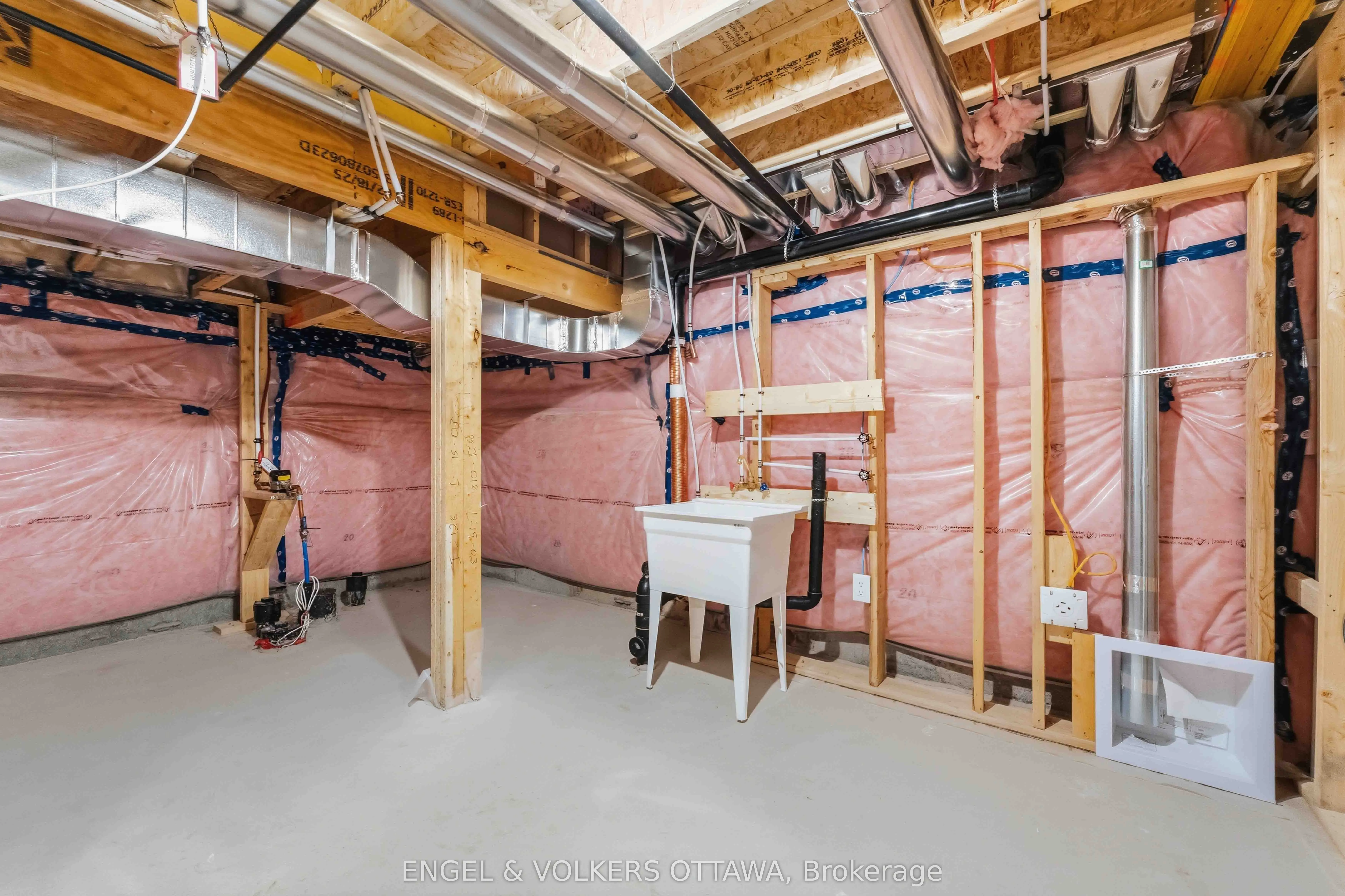 182 Ryan Reynolds Way