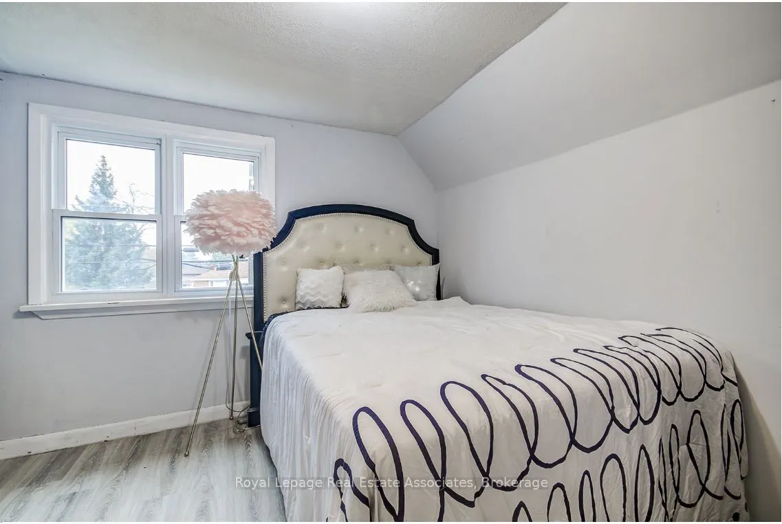 75 Tollgate Road