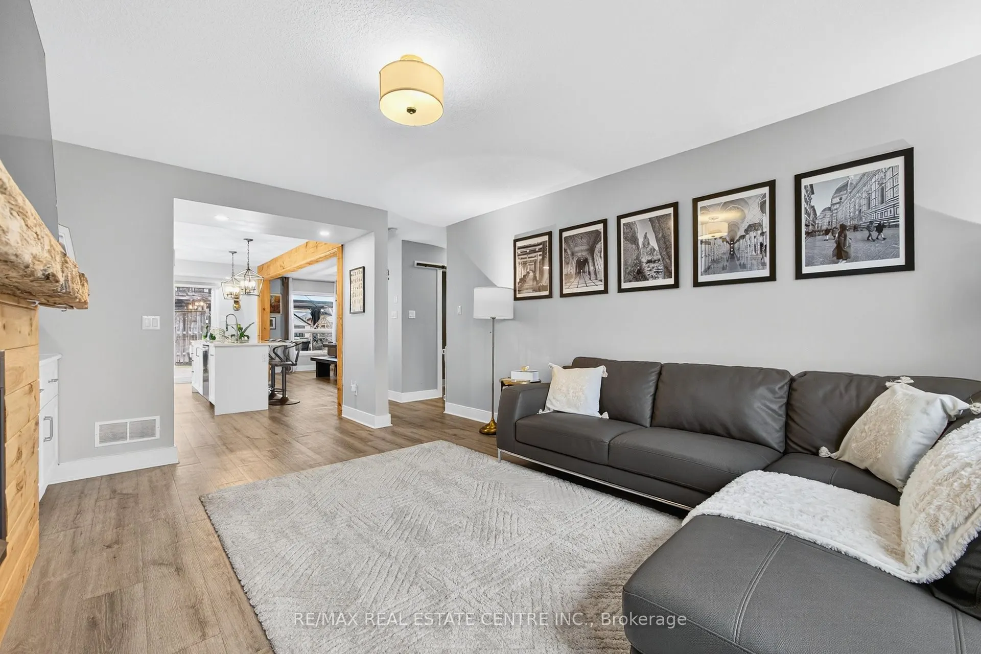 110 OAKES Crescent