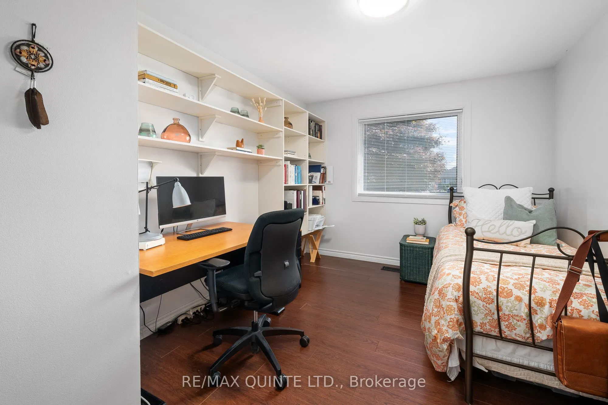 100 Bay Breeze Street