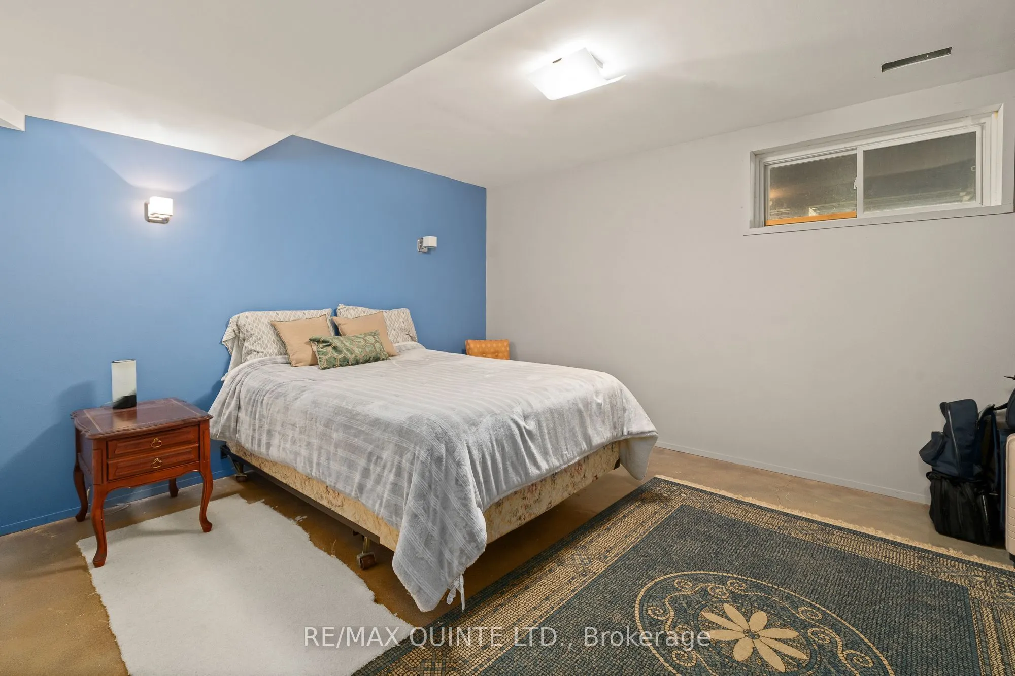 100 Bay Breeze Street