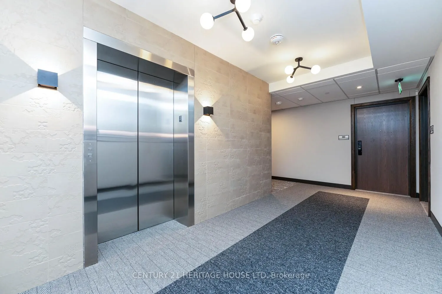 741 King Street W #301