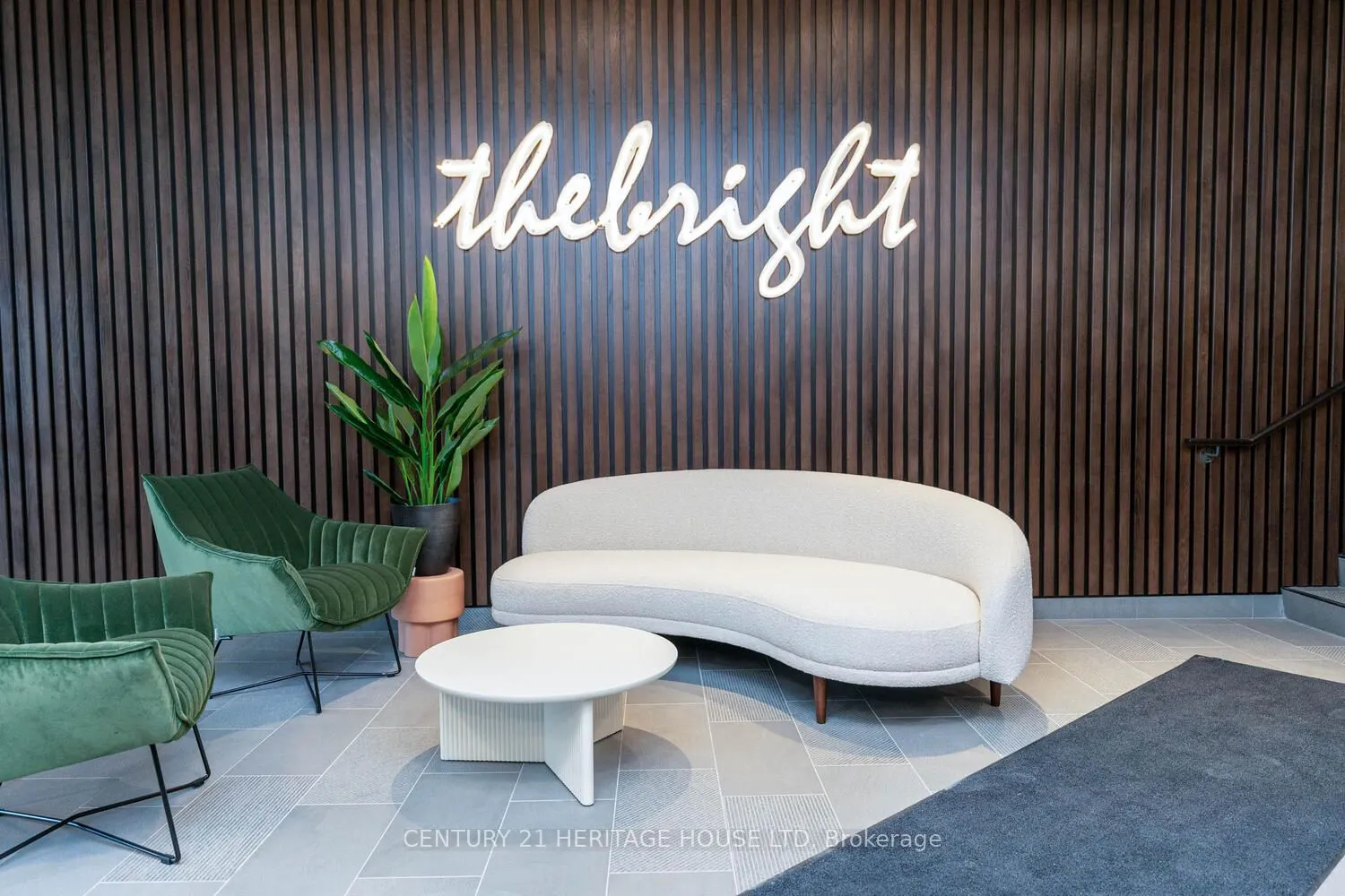 741 King Street W #301