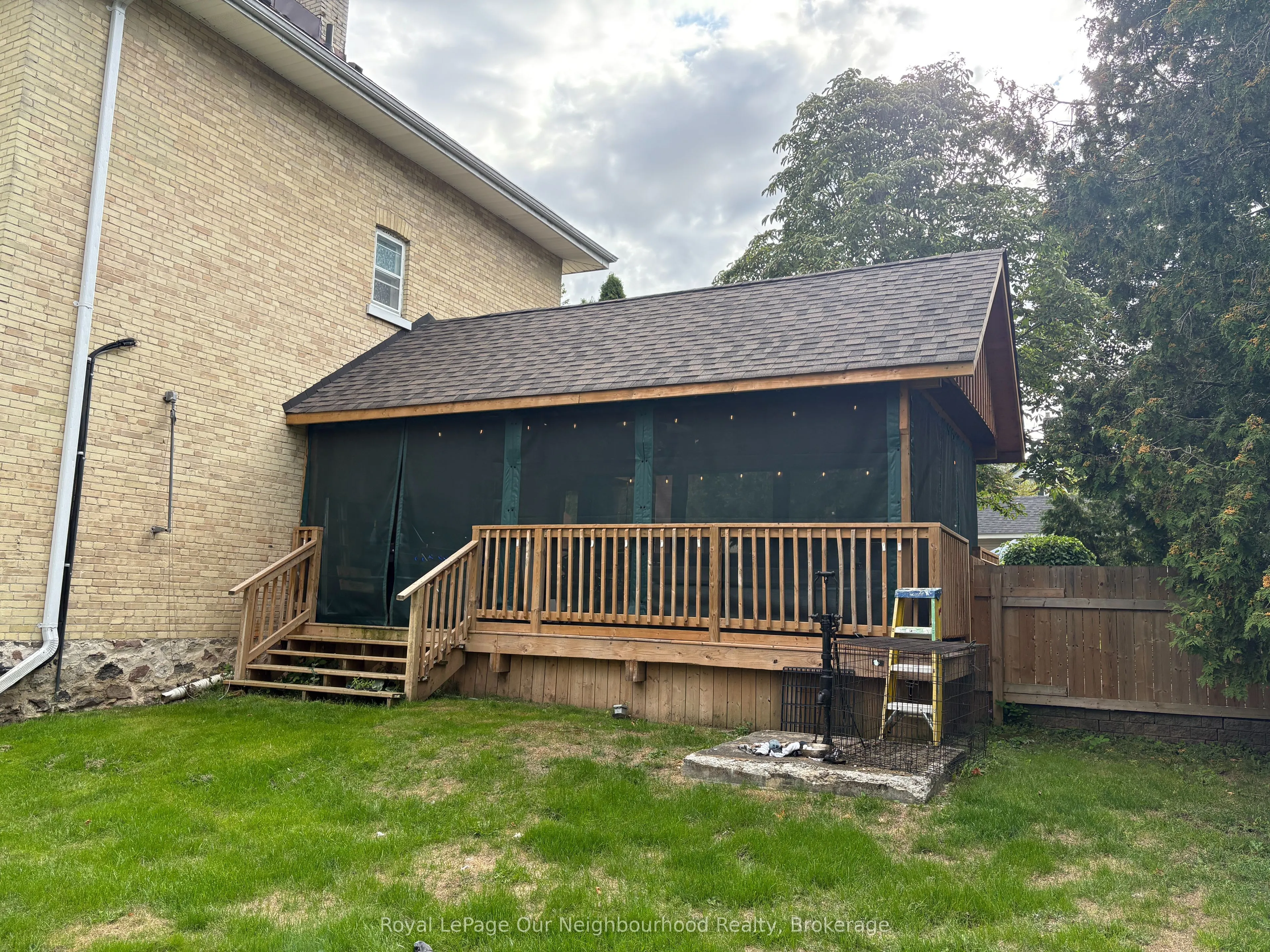 16 Francis Street