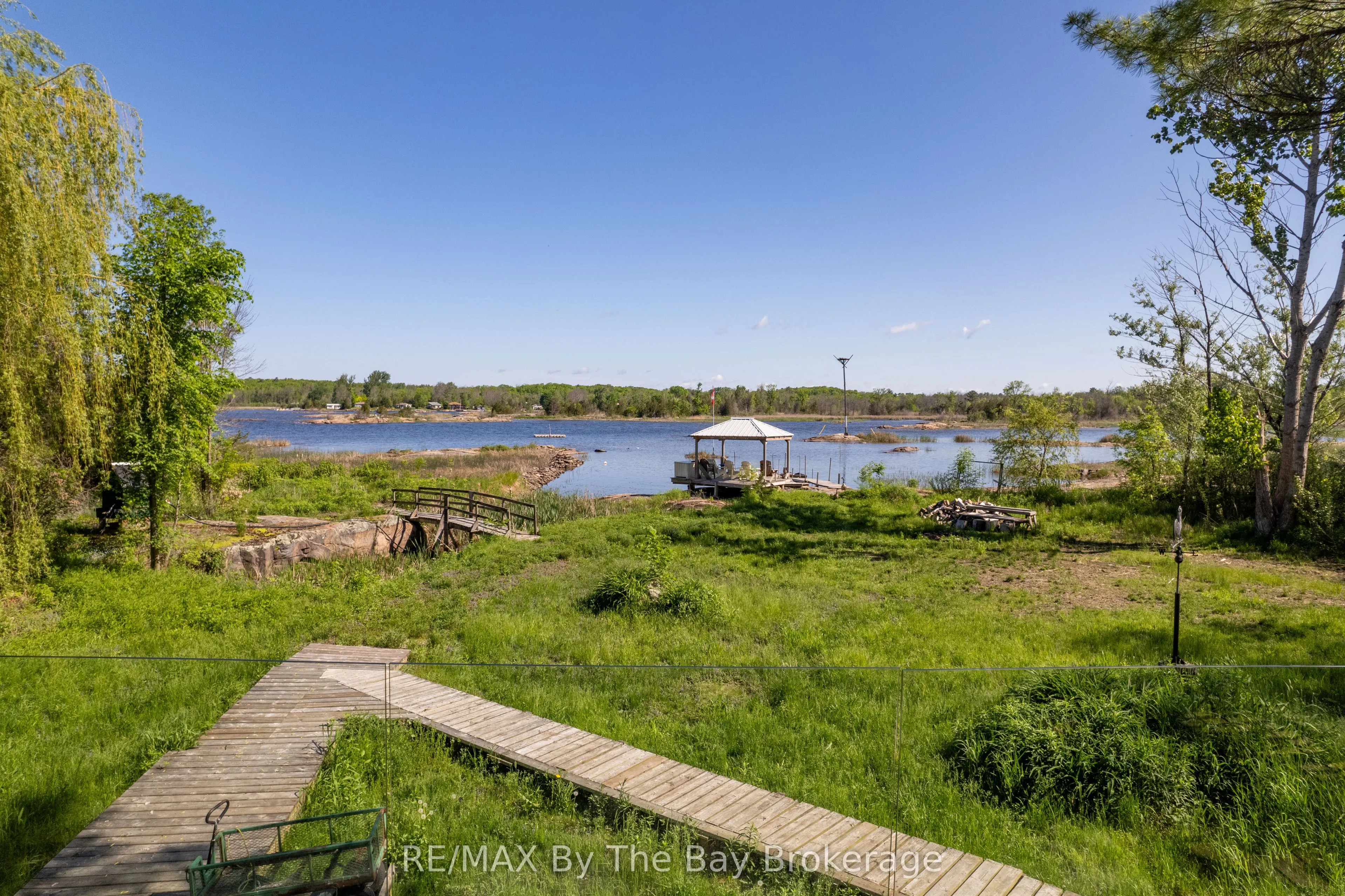 116 Island 150/ Brosseau Island