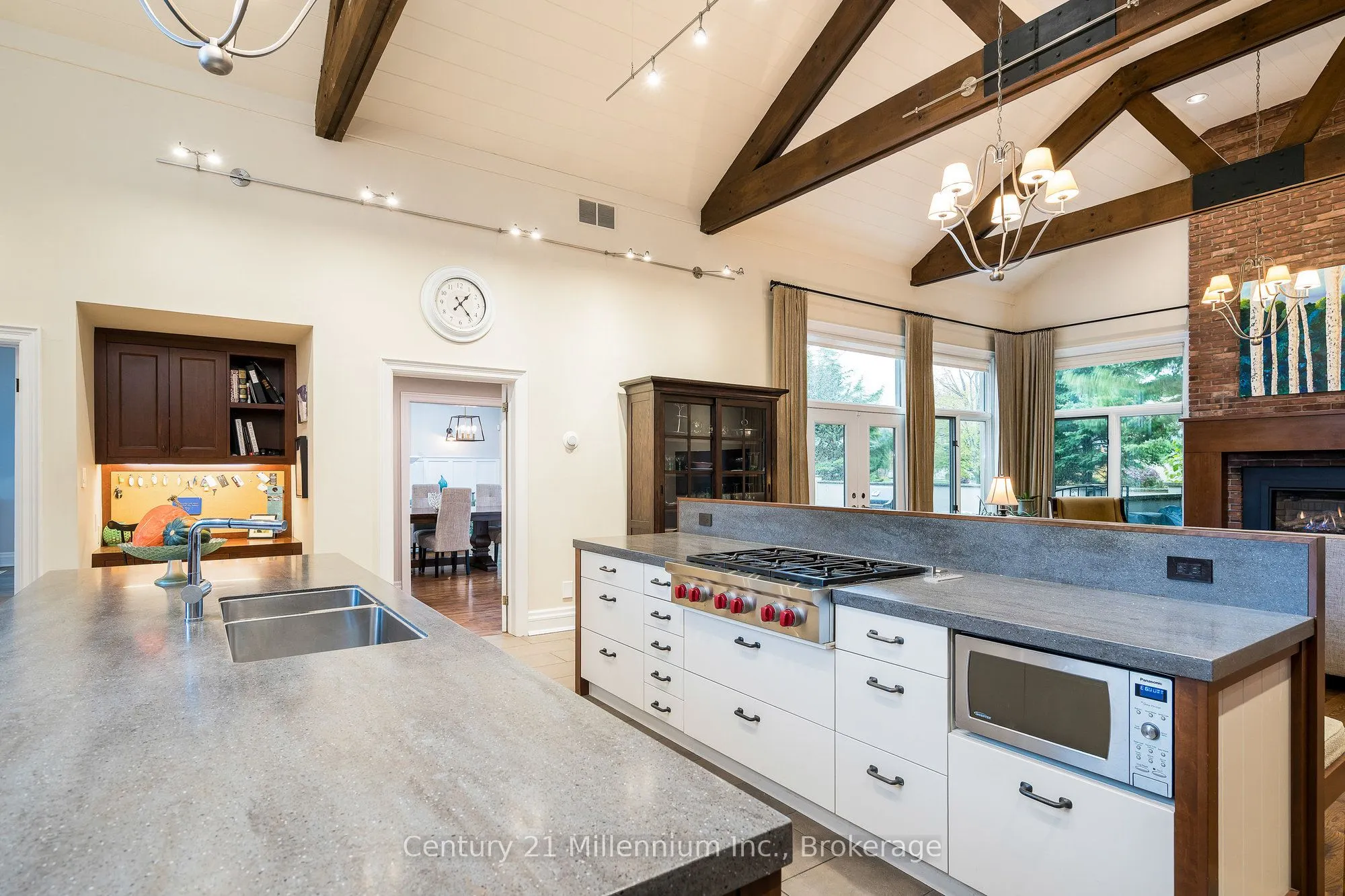 160 Grand Cypress Lane