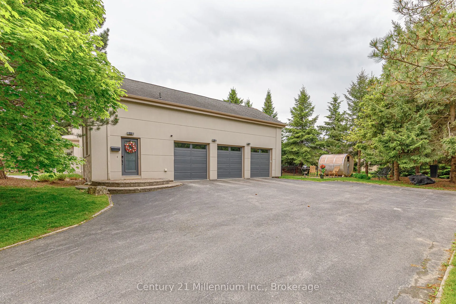 160 Grand Cypress Lane