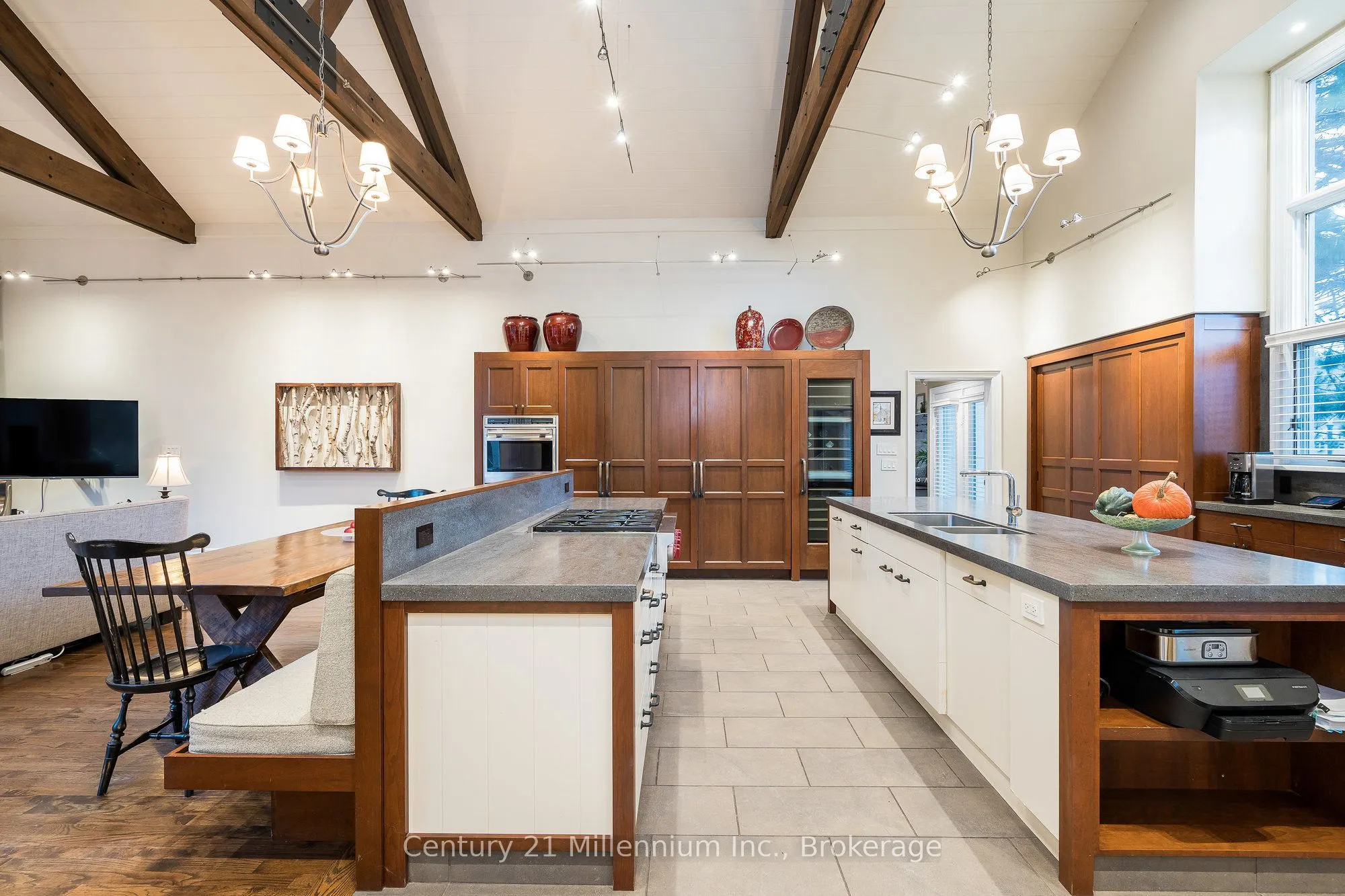 160 Grand Cypress Lane