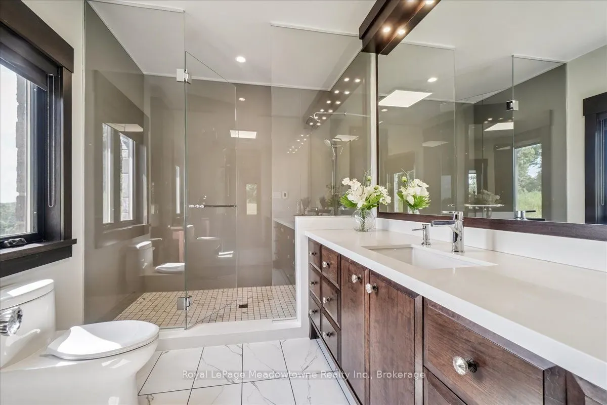 8837 Wellington Road 124