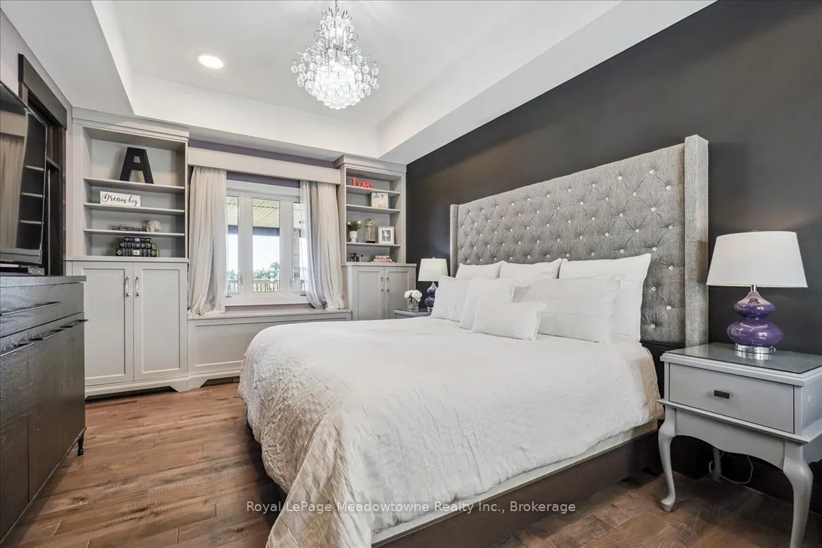 8837 Wellington Road 124