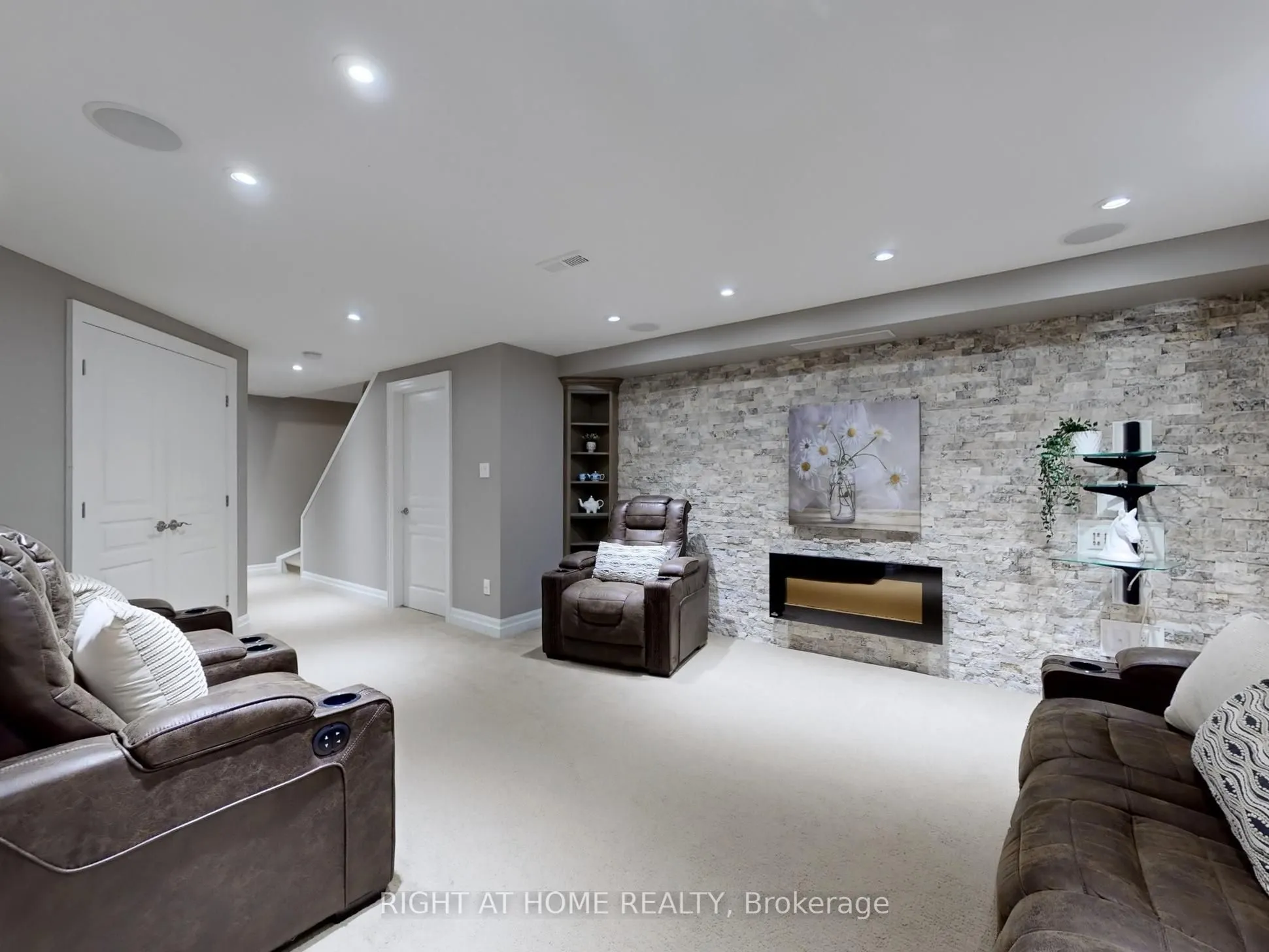 98 Willow Lane