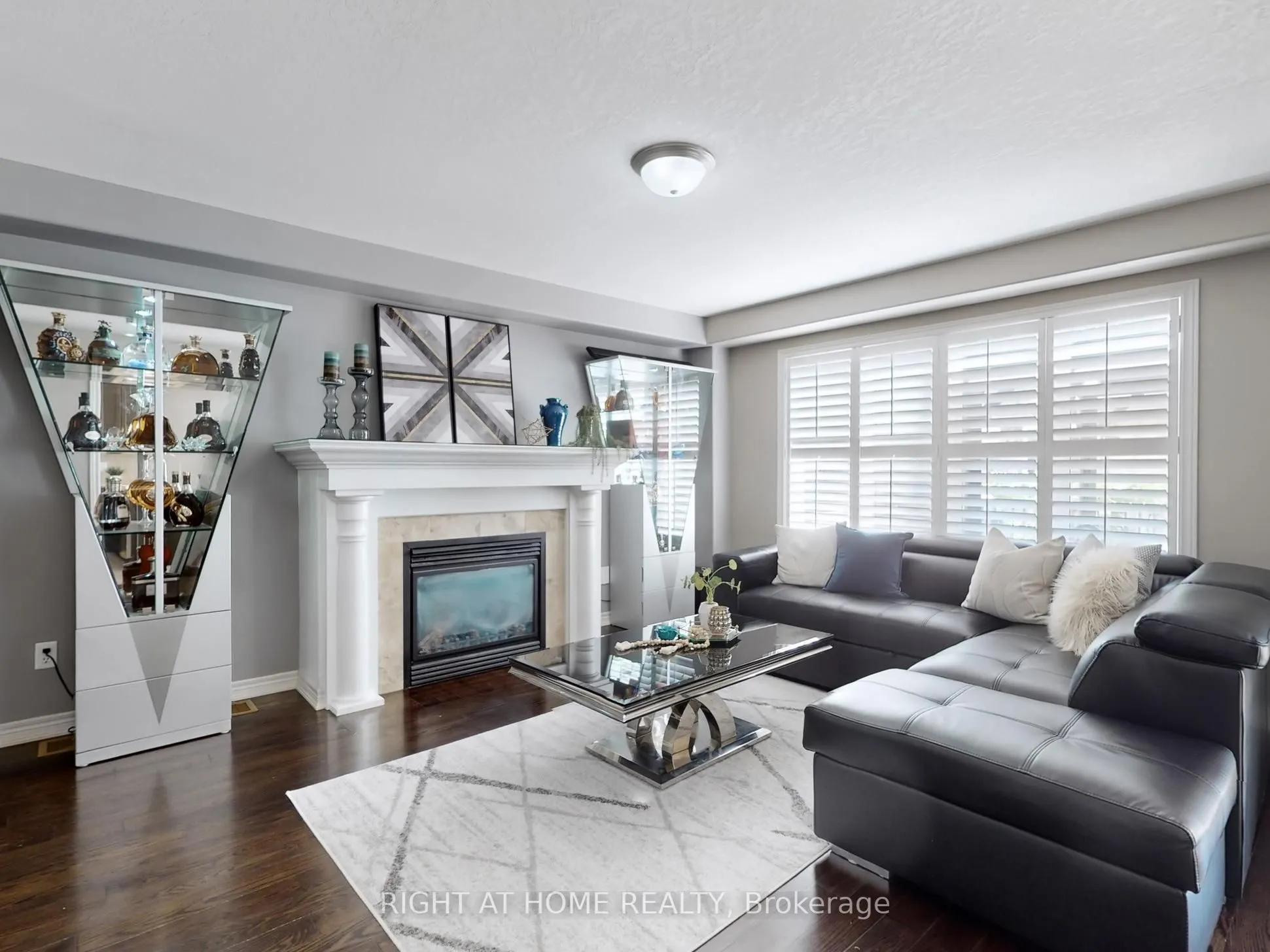 98 Willow Lane