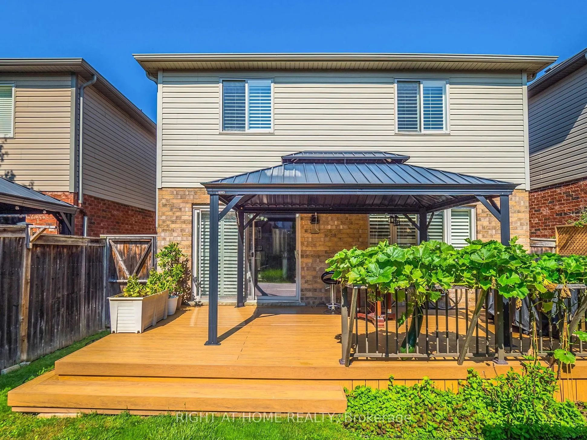 98 Willow Lane