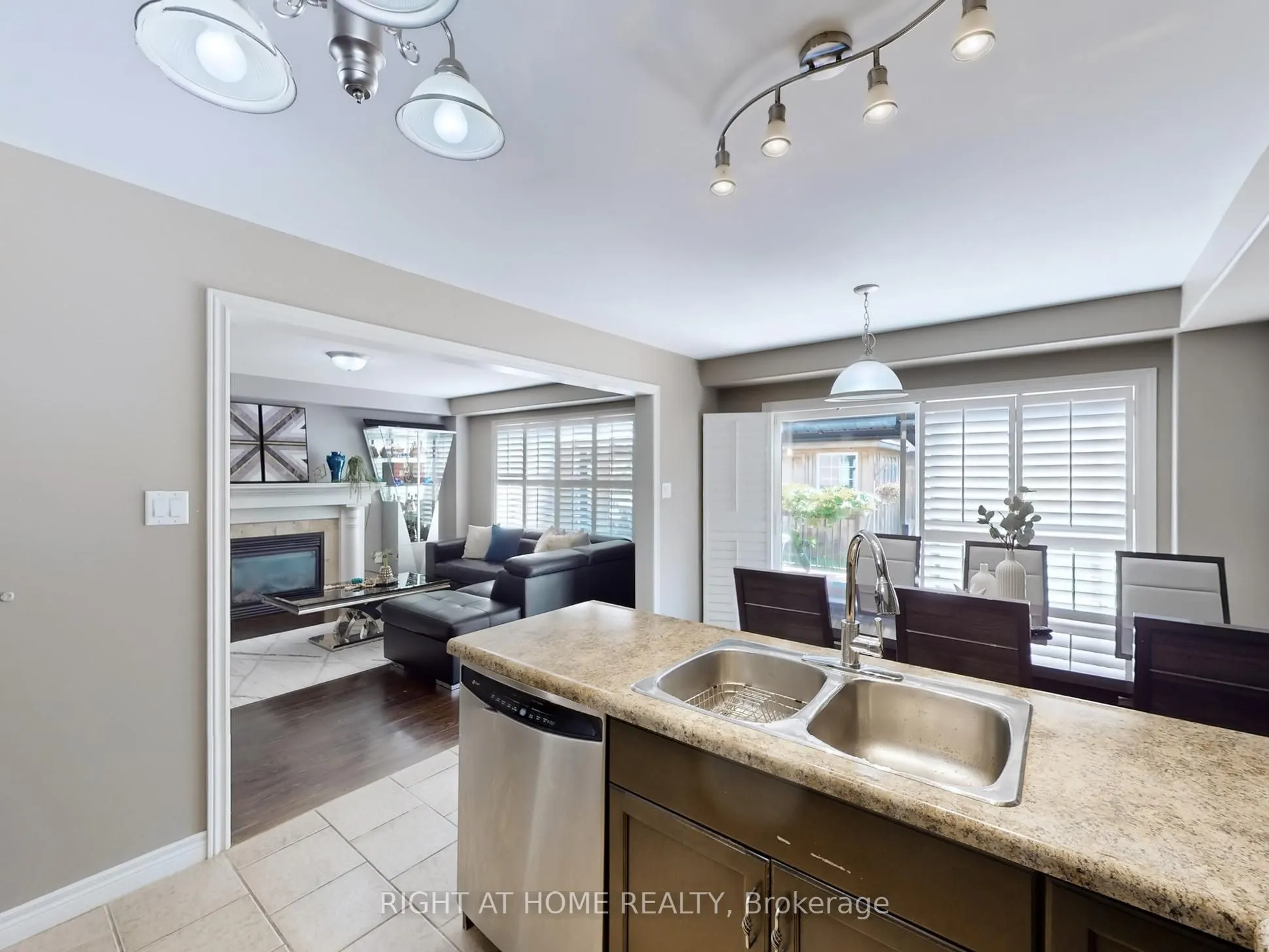 98 Willow Lane