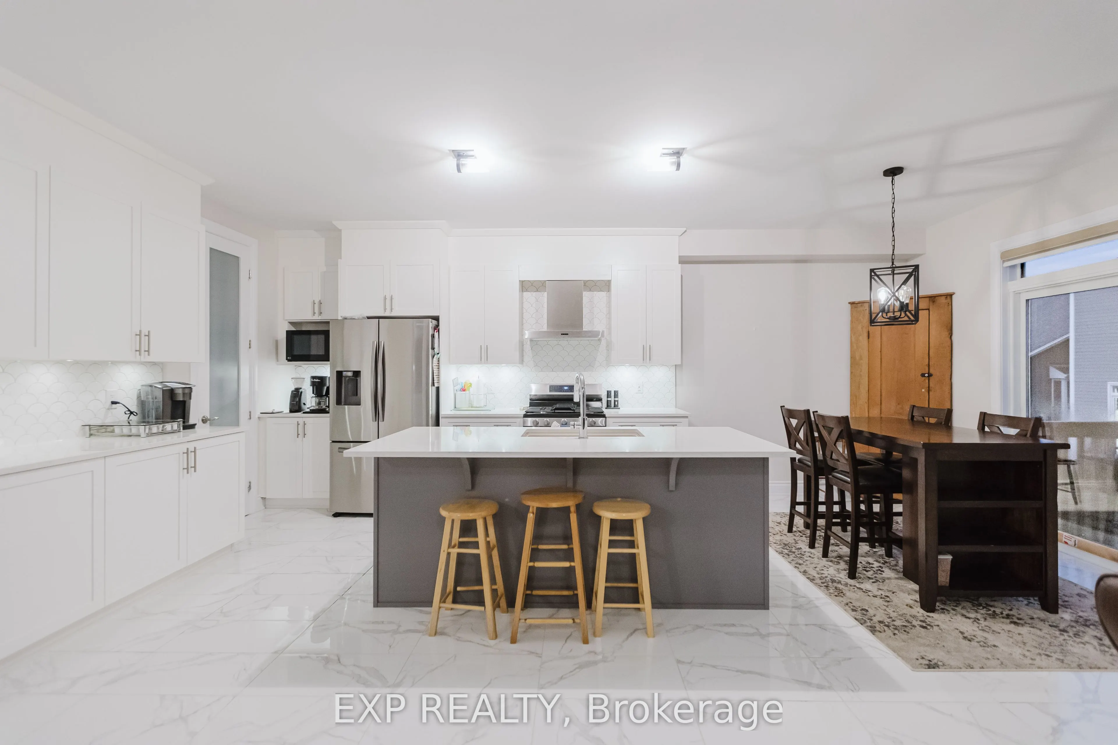 1004 Keeper Heights