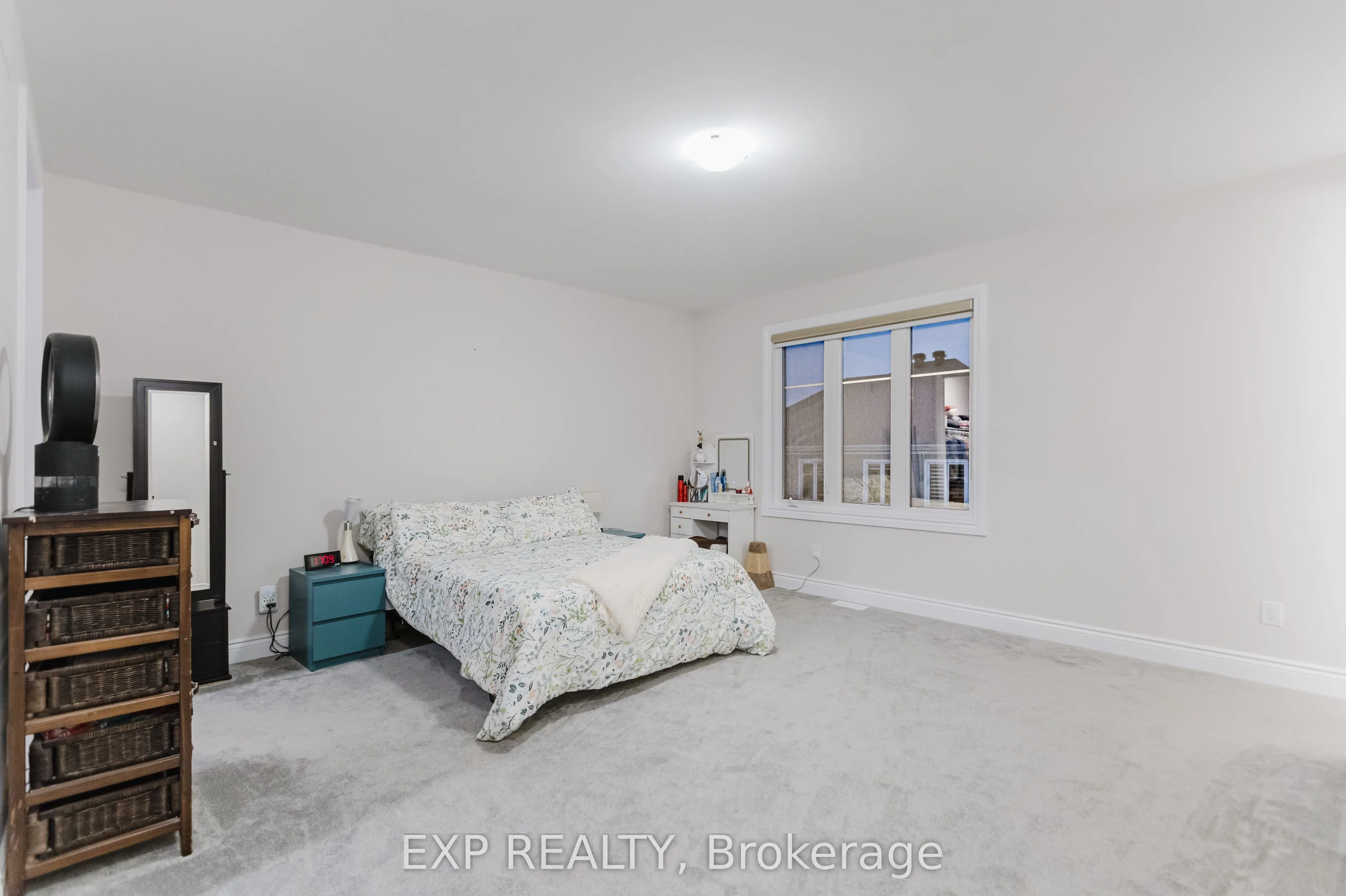1004 Keeper Heights