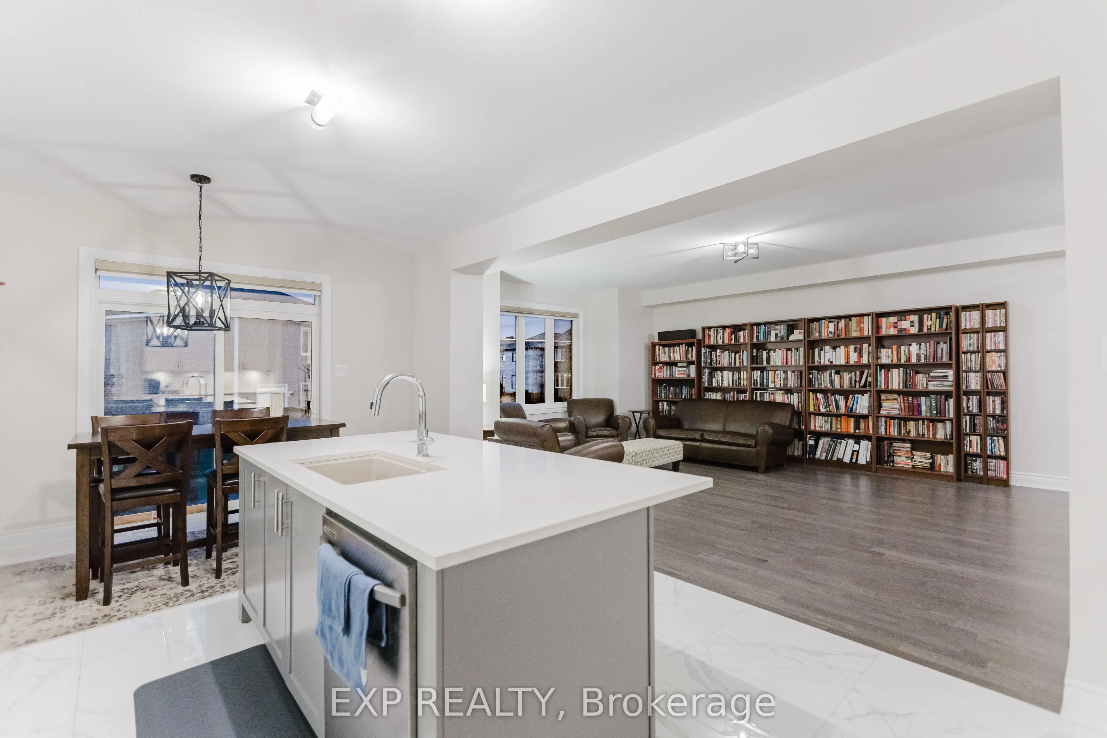 1004 Keeper Heights
