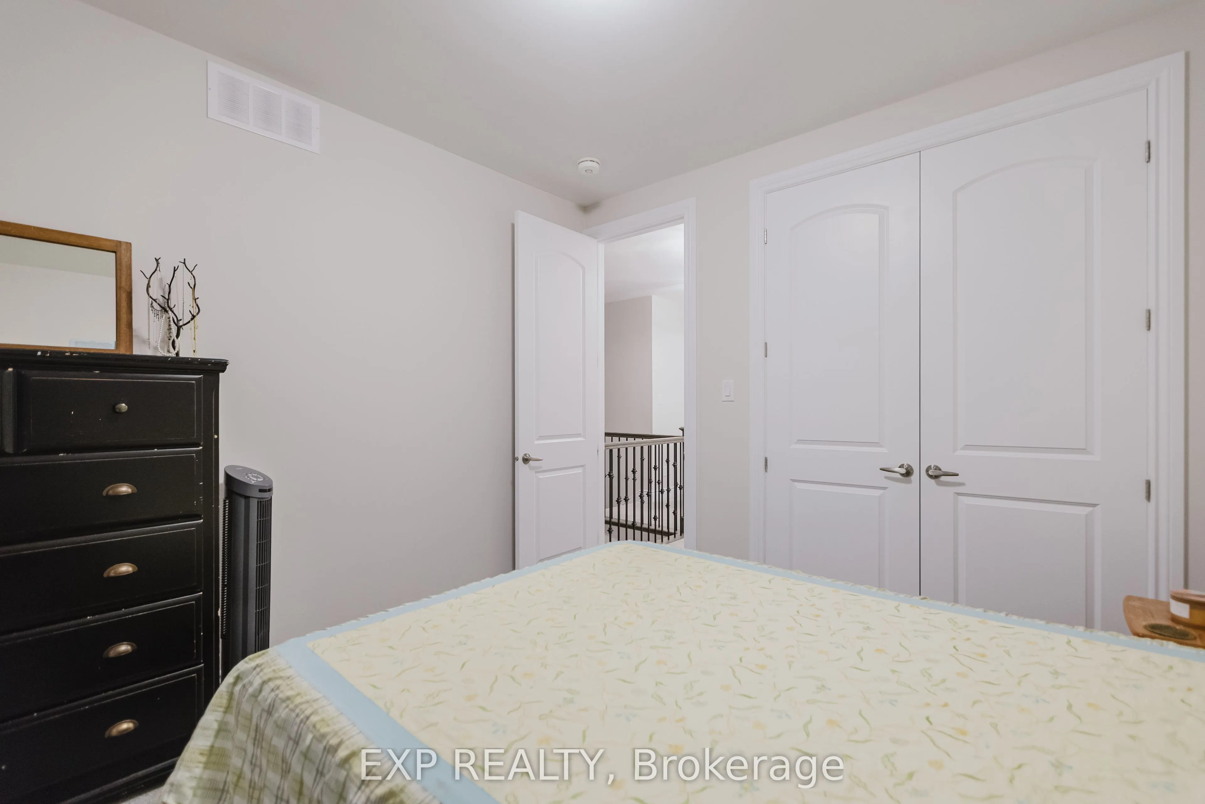 1004 Keeper Heights