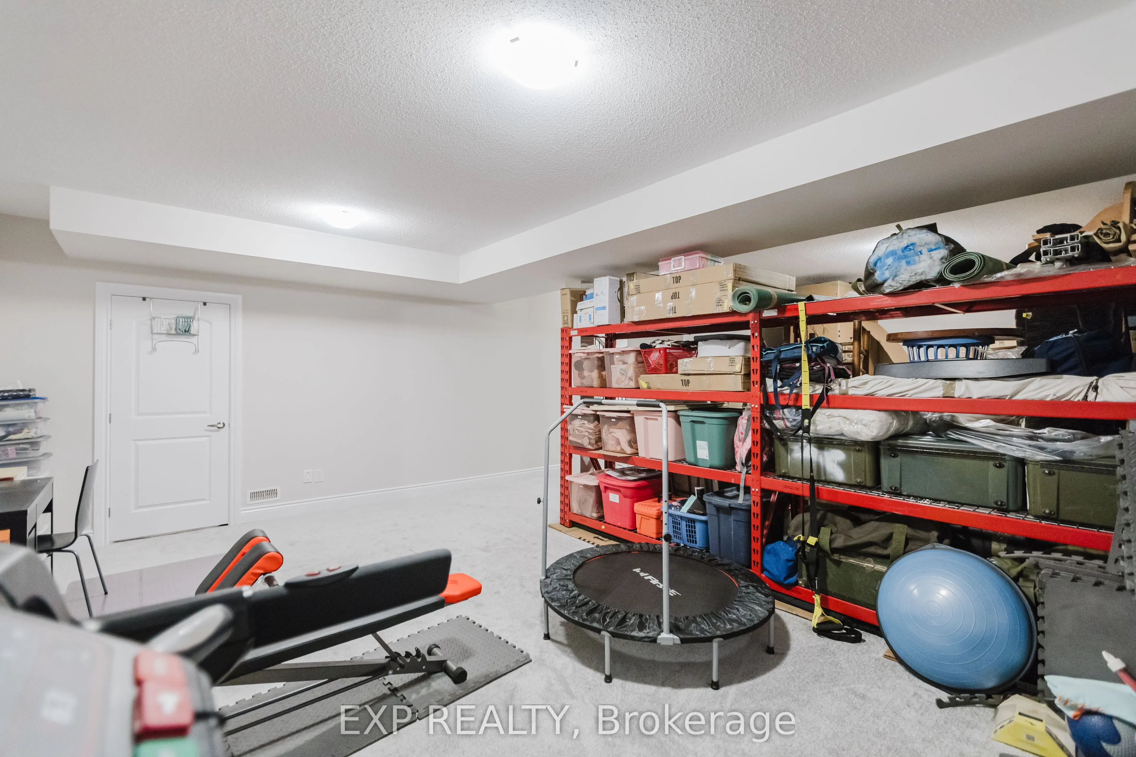 1004 Keeper Heights