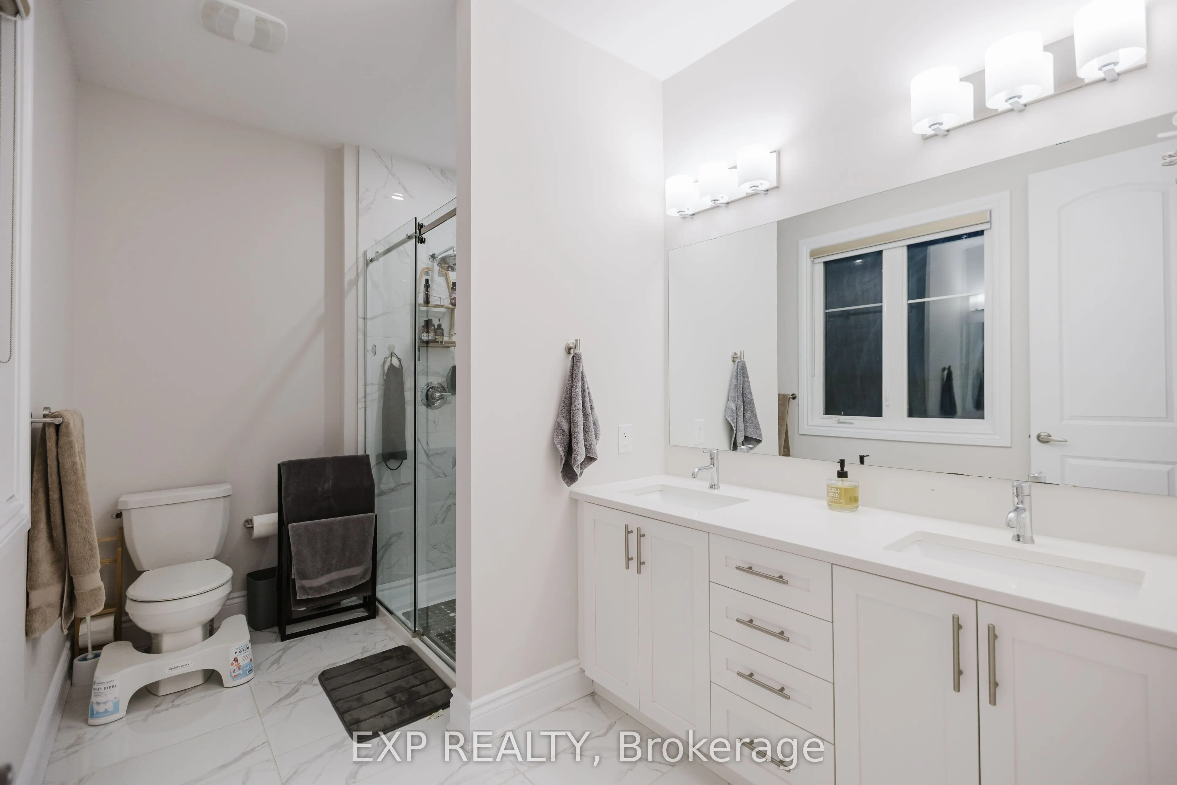 1004 Keeper Heights