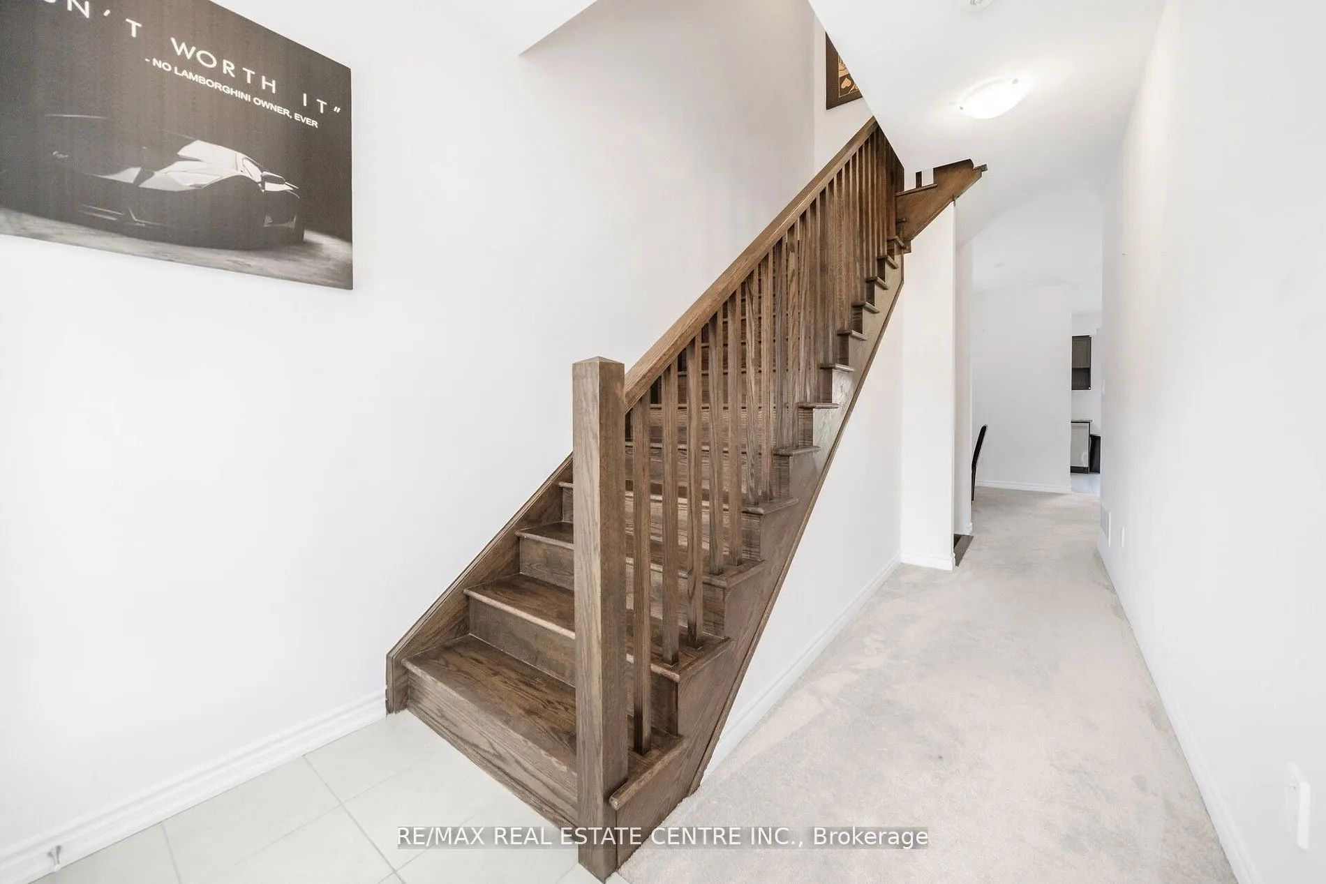 16 Flagg Avenue