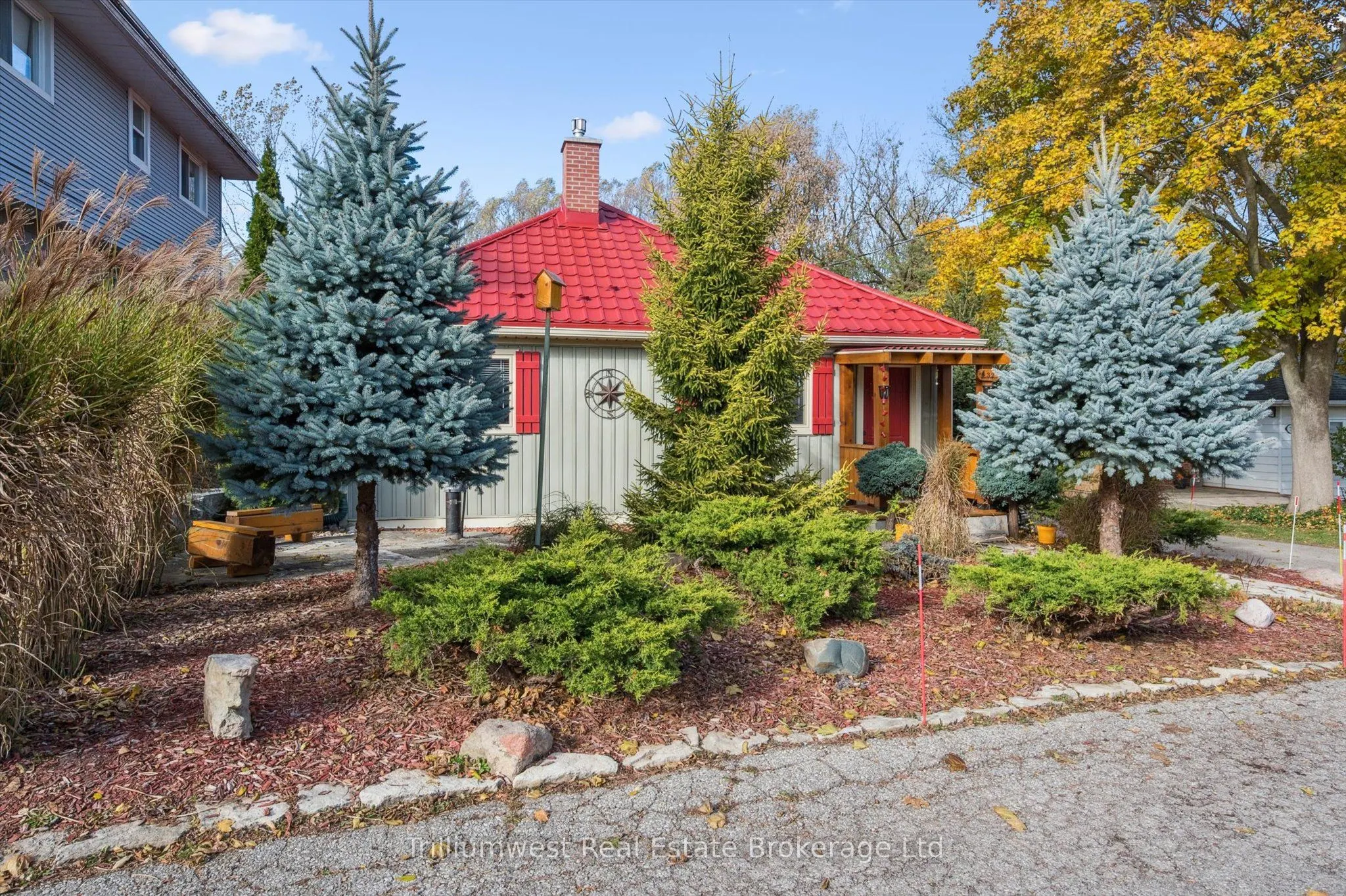 32 Holly Trail