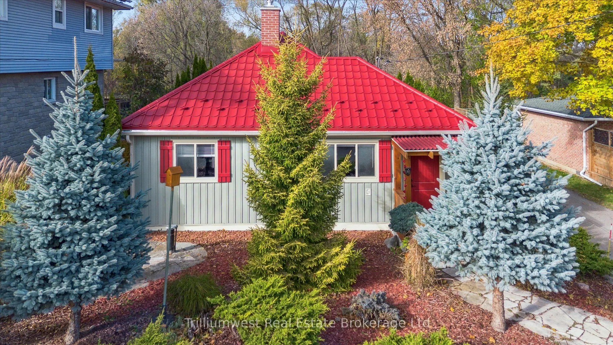 32 Holly Trail