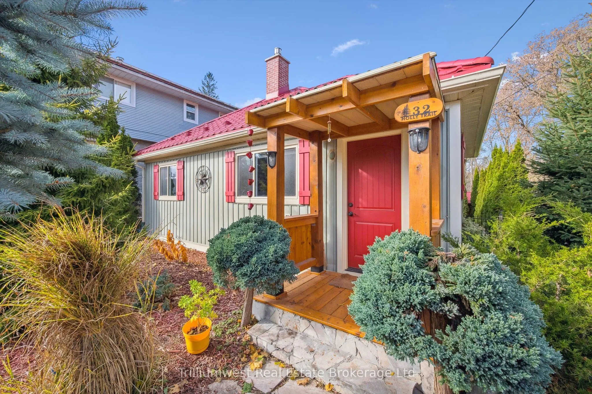 32 Holly Trail