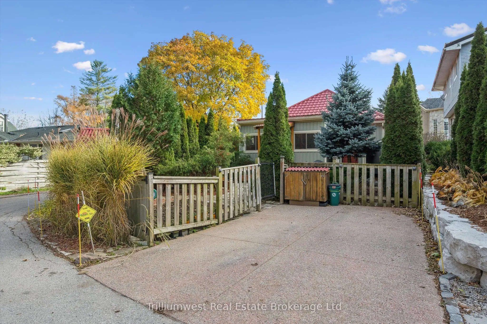 32 Holly Trail
