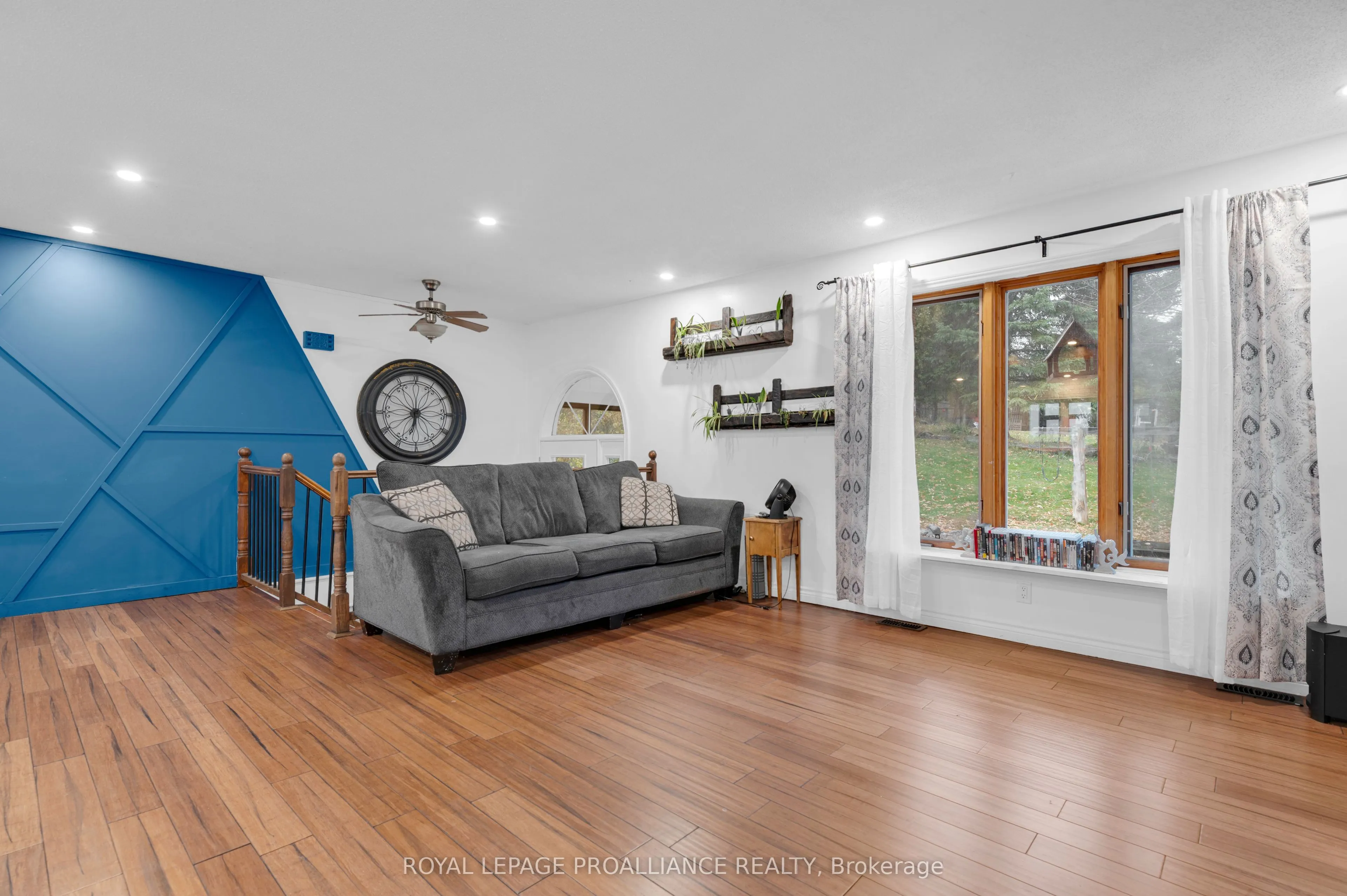 1403A Crookston Road