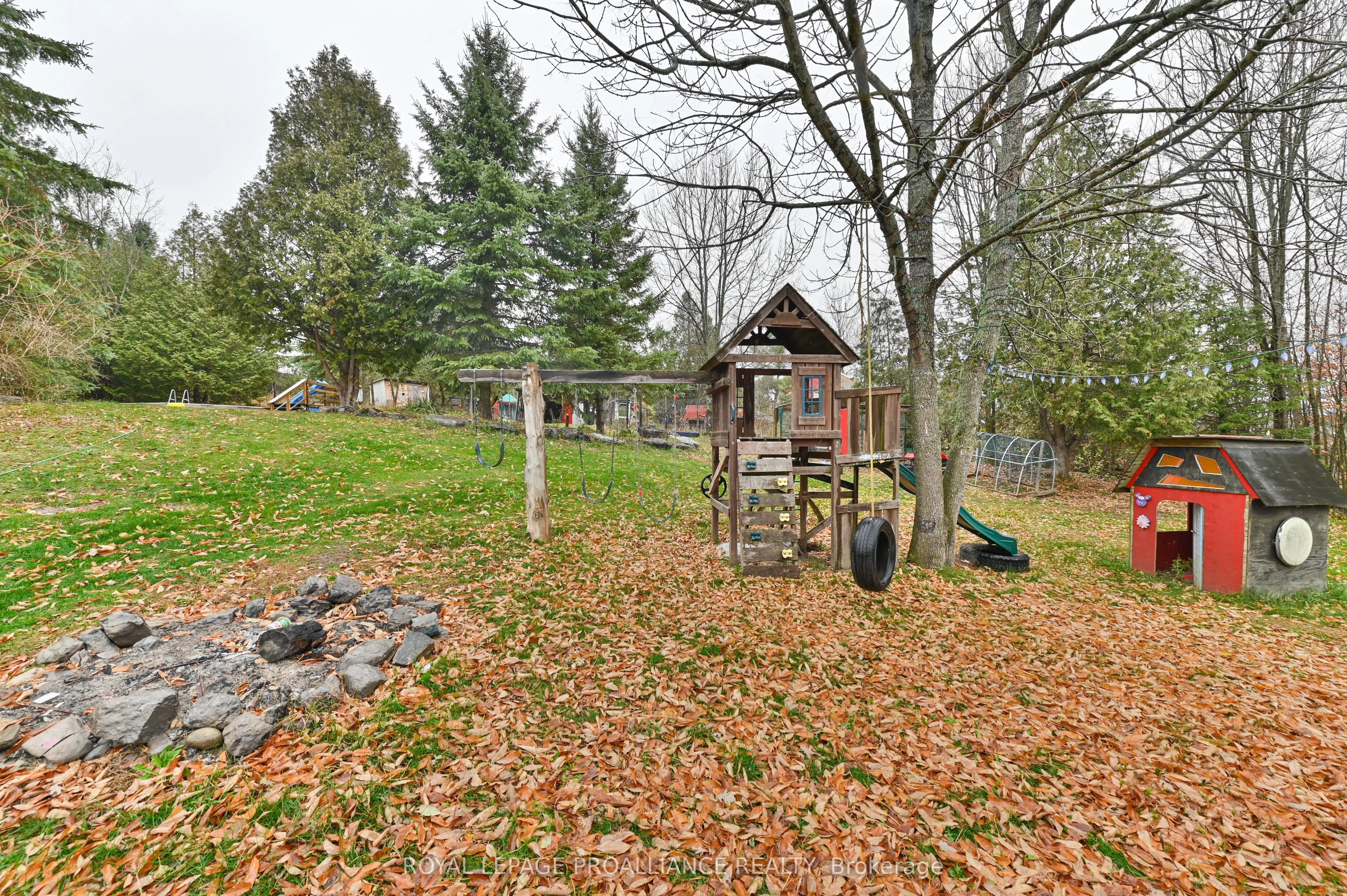 1403A Crookston Road