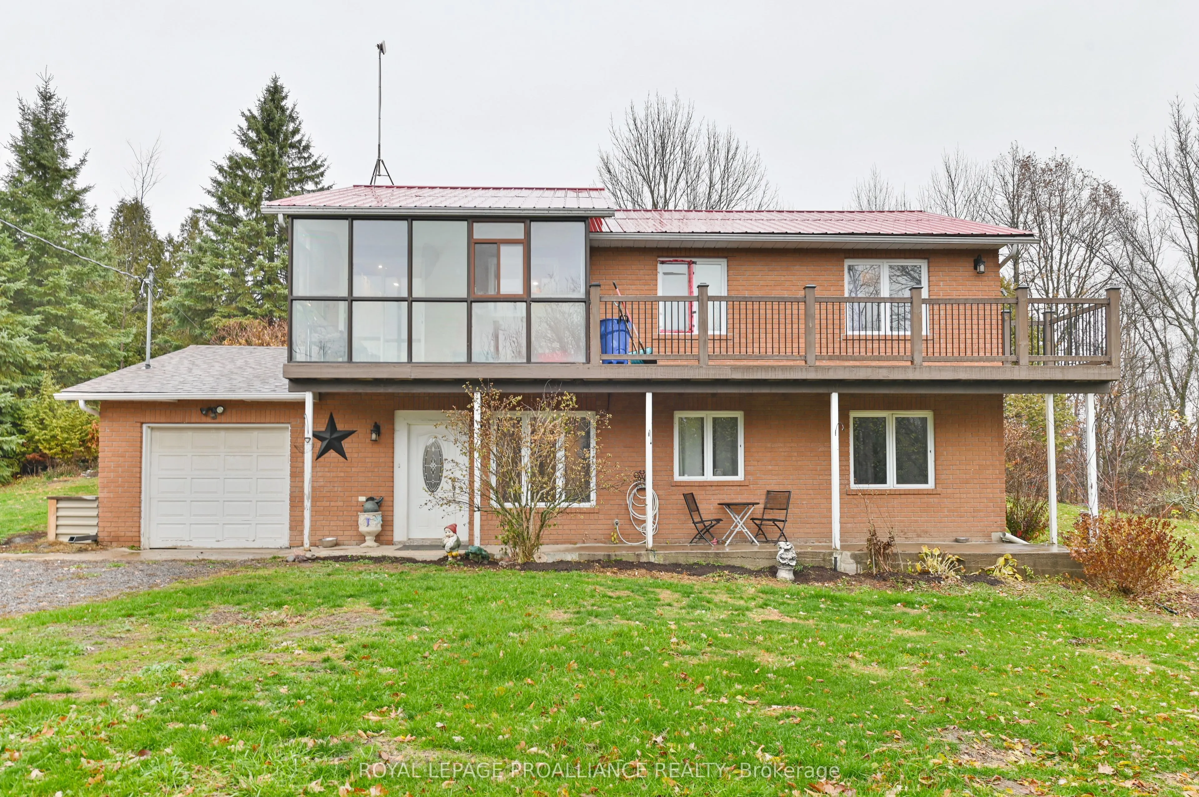 1403A Crookston Road