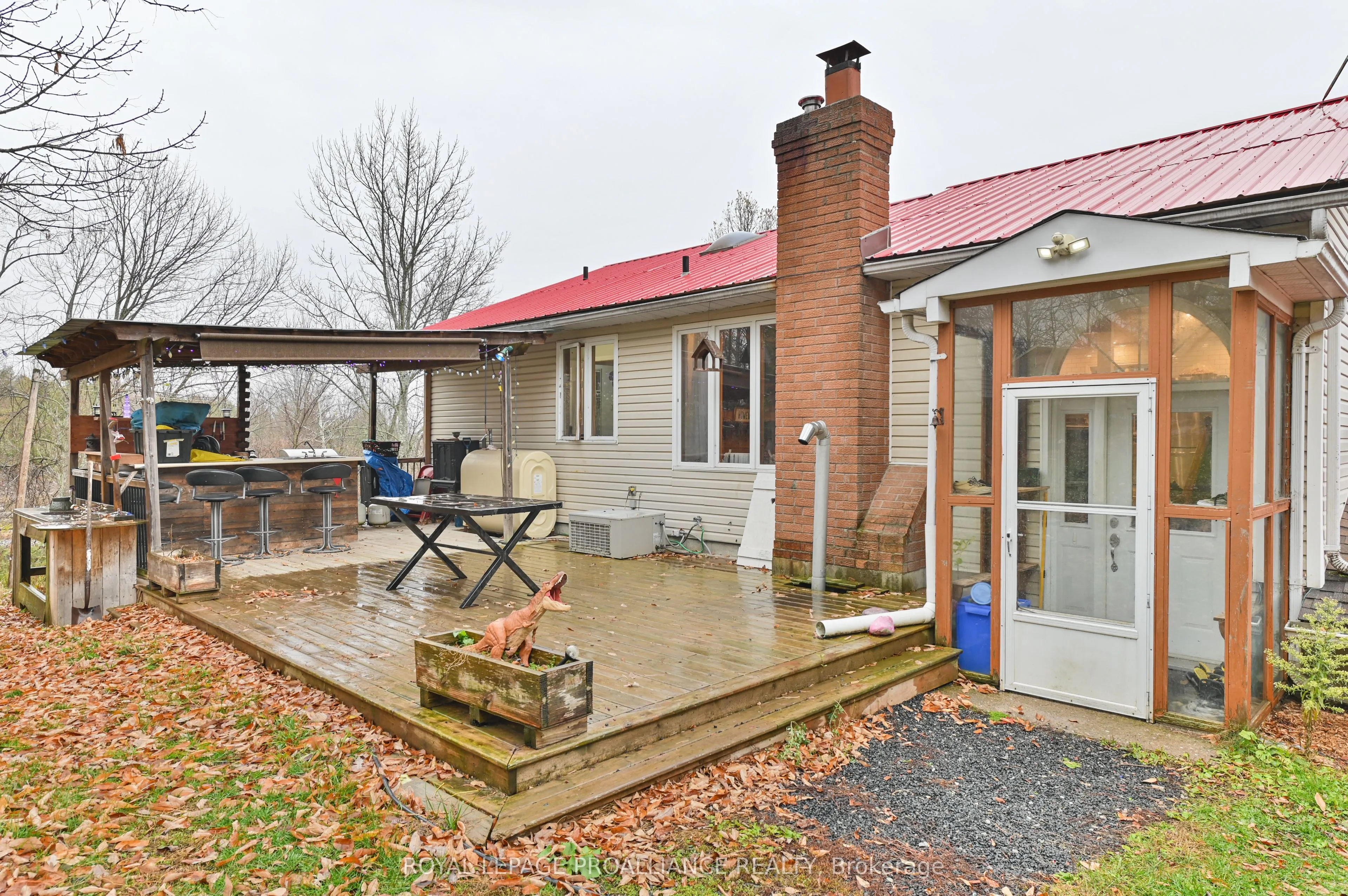 1403A Crookston Road
